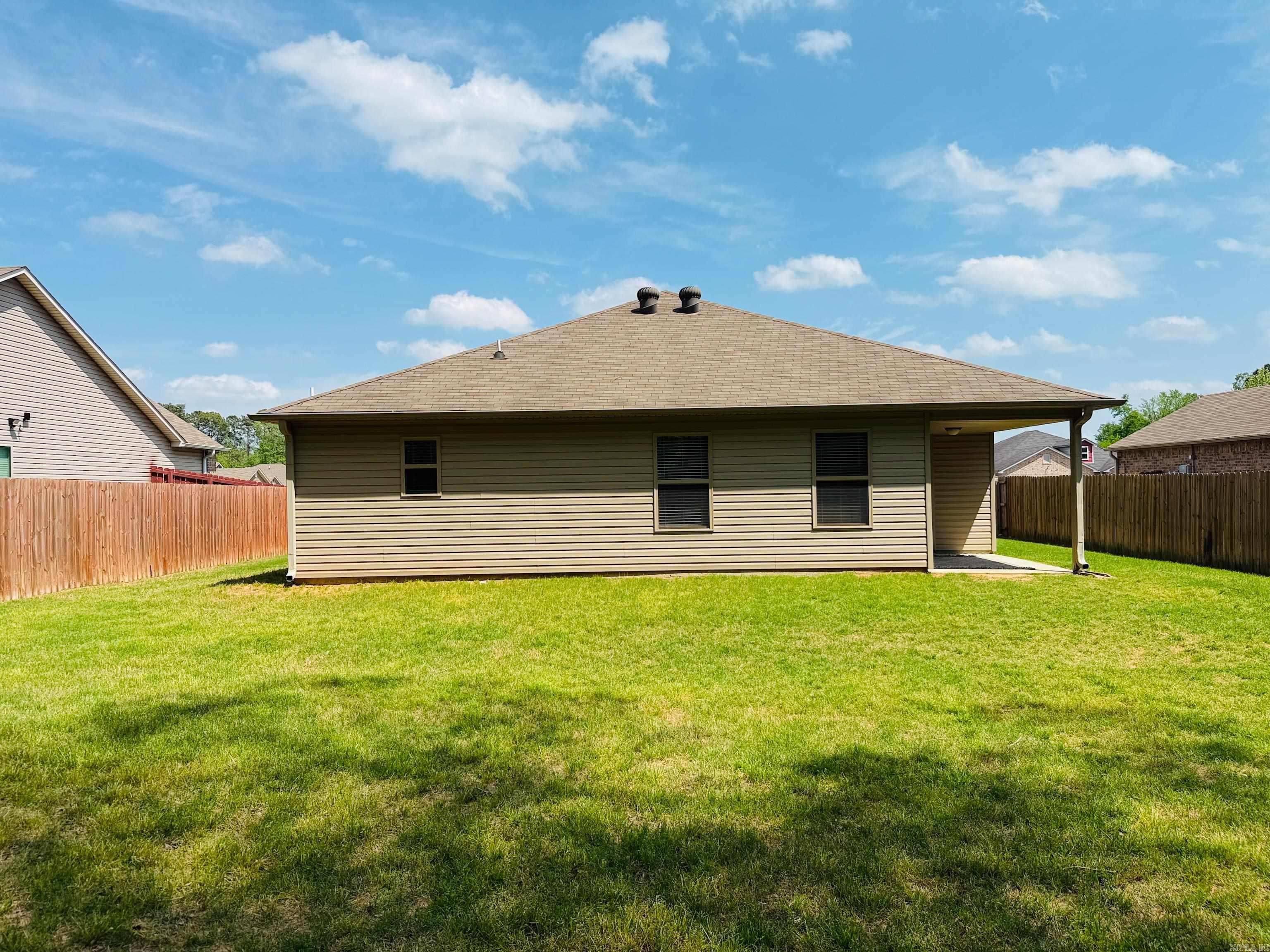 THE CROSSING AT OAK HILL - Residential