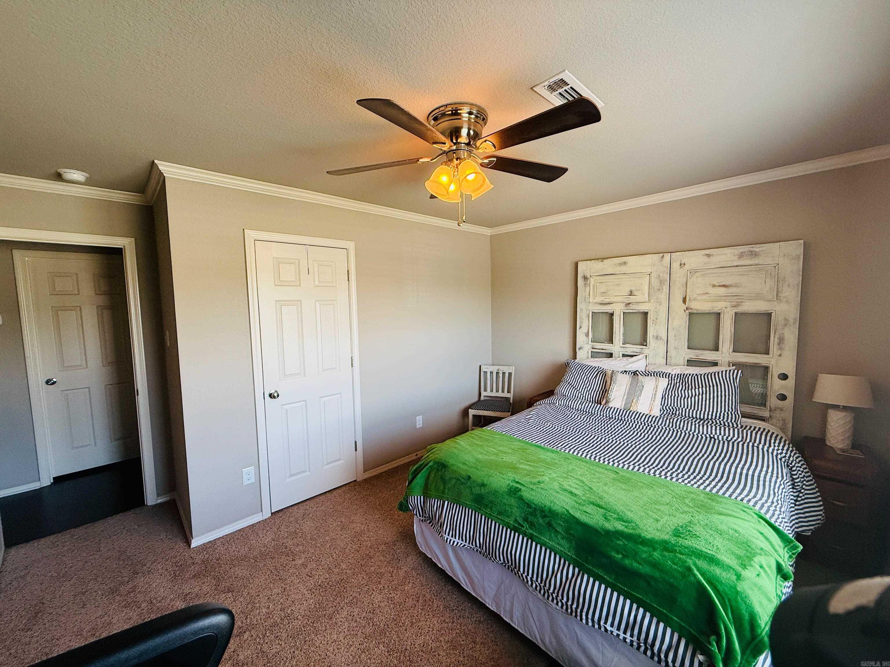 THE CROSSING AT OAK HILL - Residential