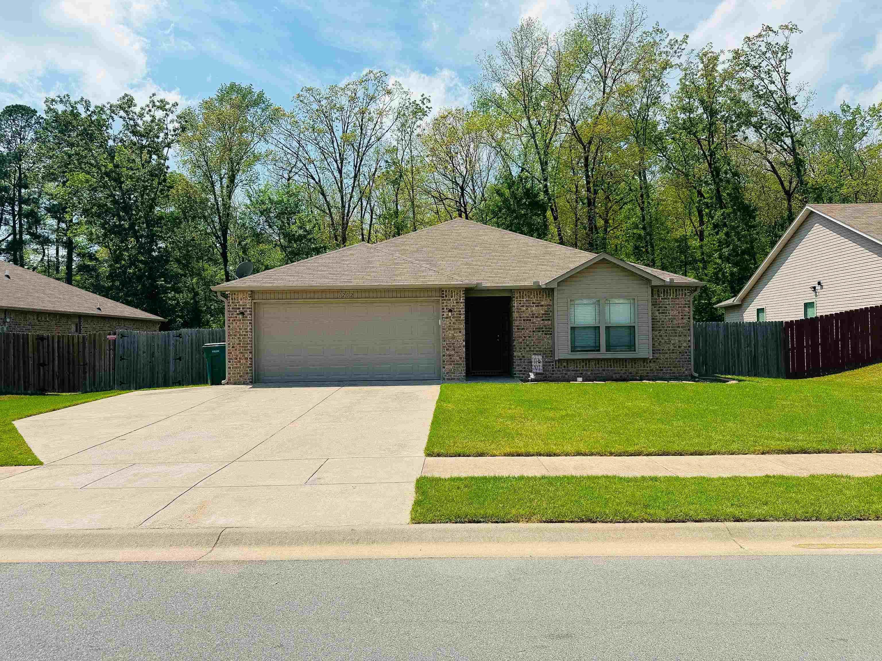 THE CROSSING AT OAK HILL - Residential