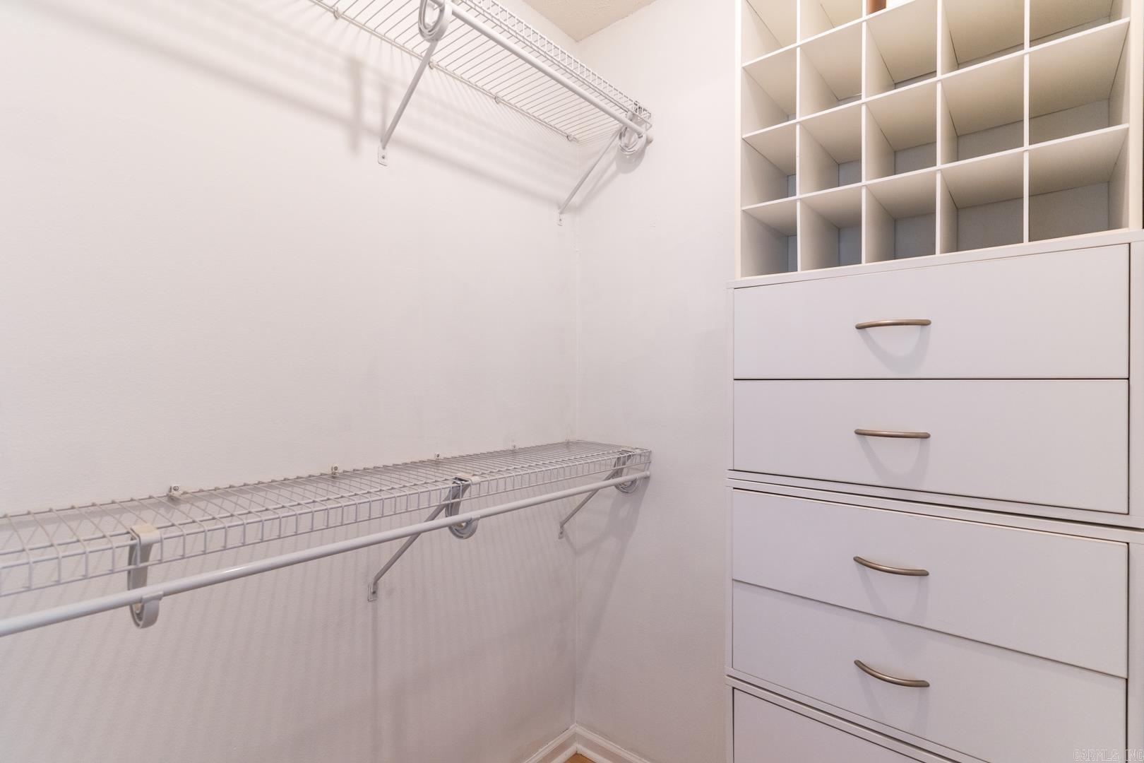 NORTH POINTE ADDN - Residential