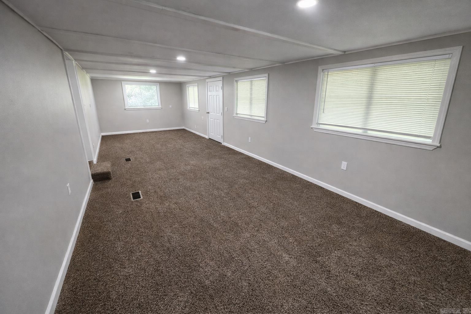 STAMPS JOHN - Residential