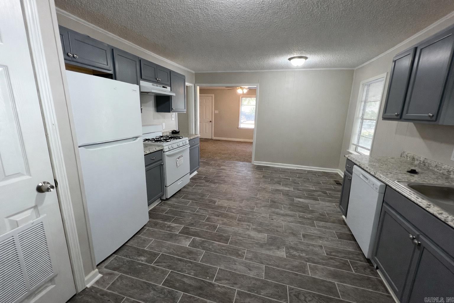 STAMPS JOHN - Residential