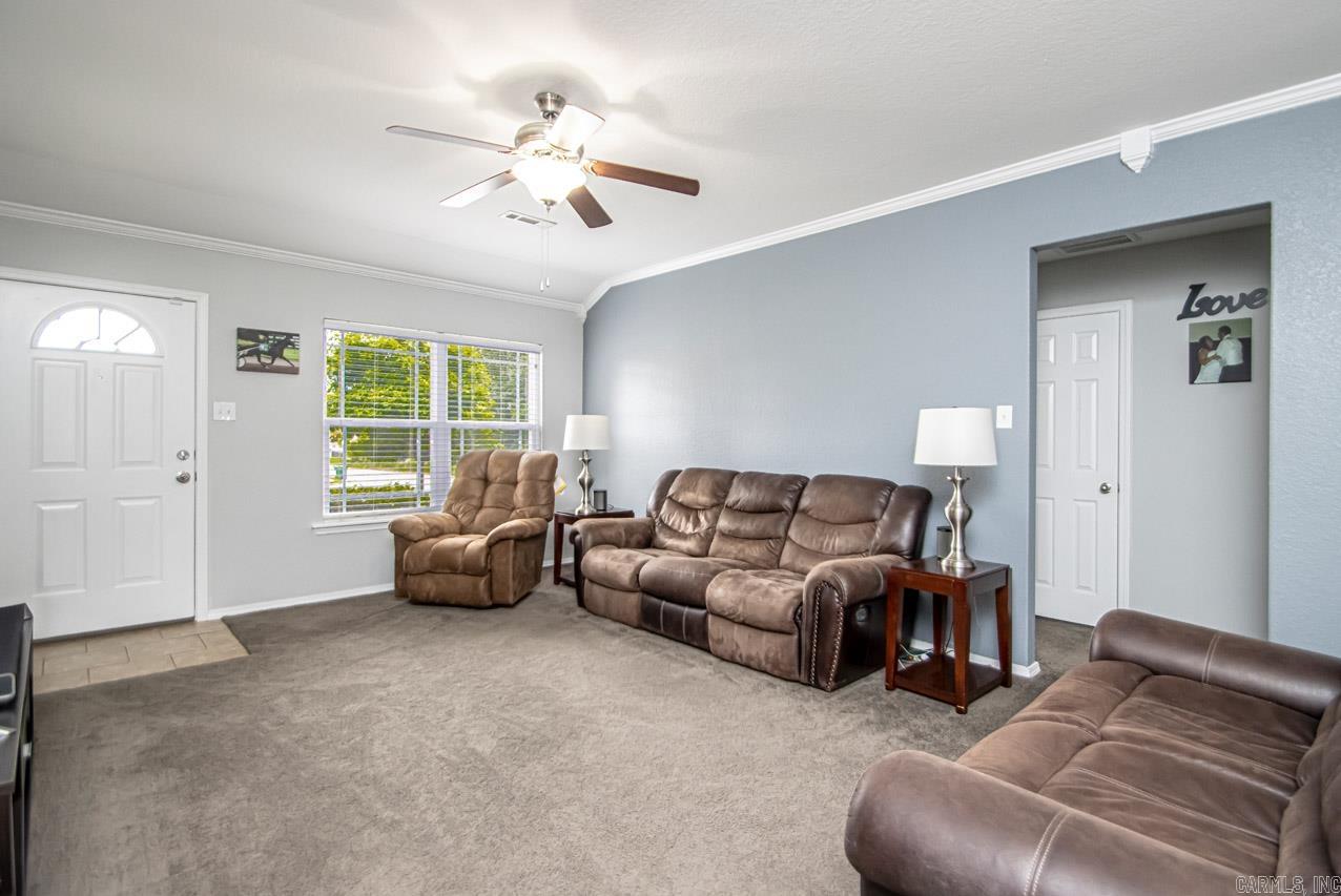 CHAPEL CREEK - Residential