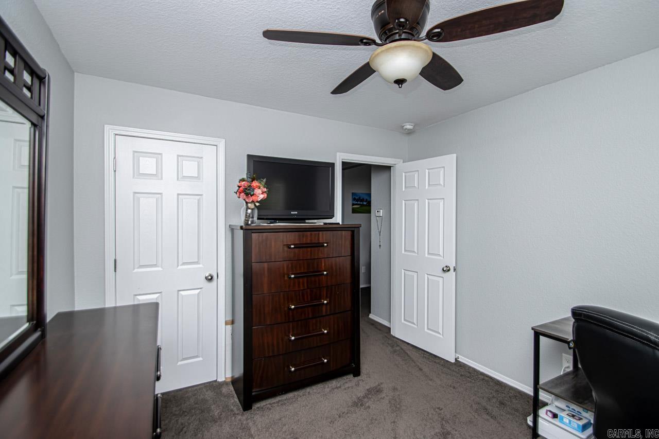 CHAPEL CREEK - Residential