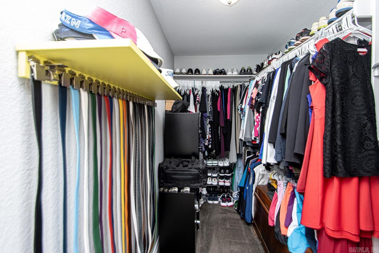 CHAPEL CREEK - Residential