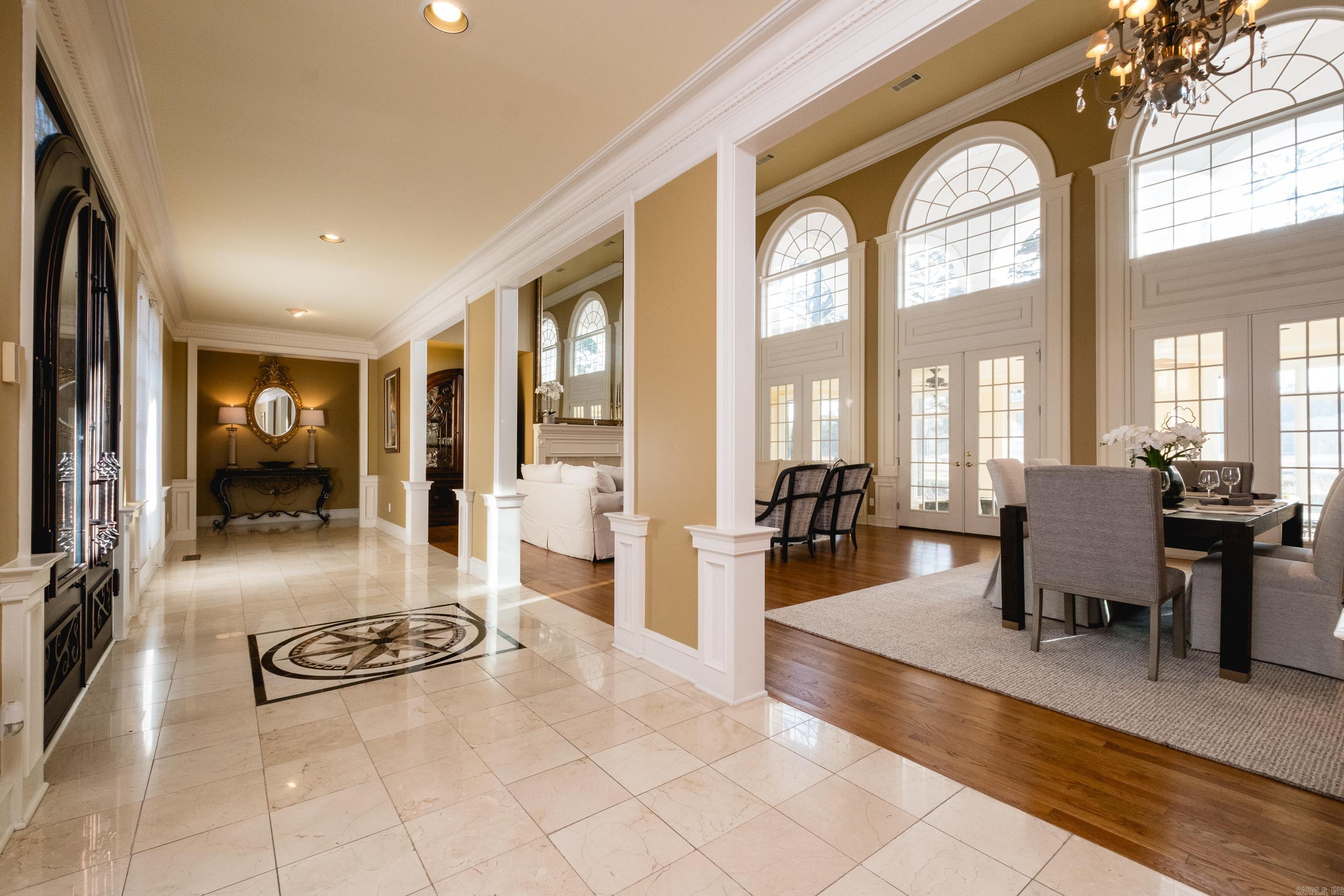 CHENAL VALLEY CHENAL CIRCLE - Residential