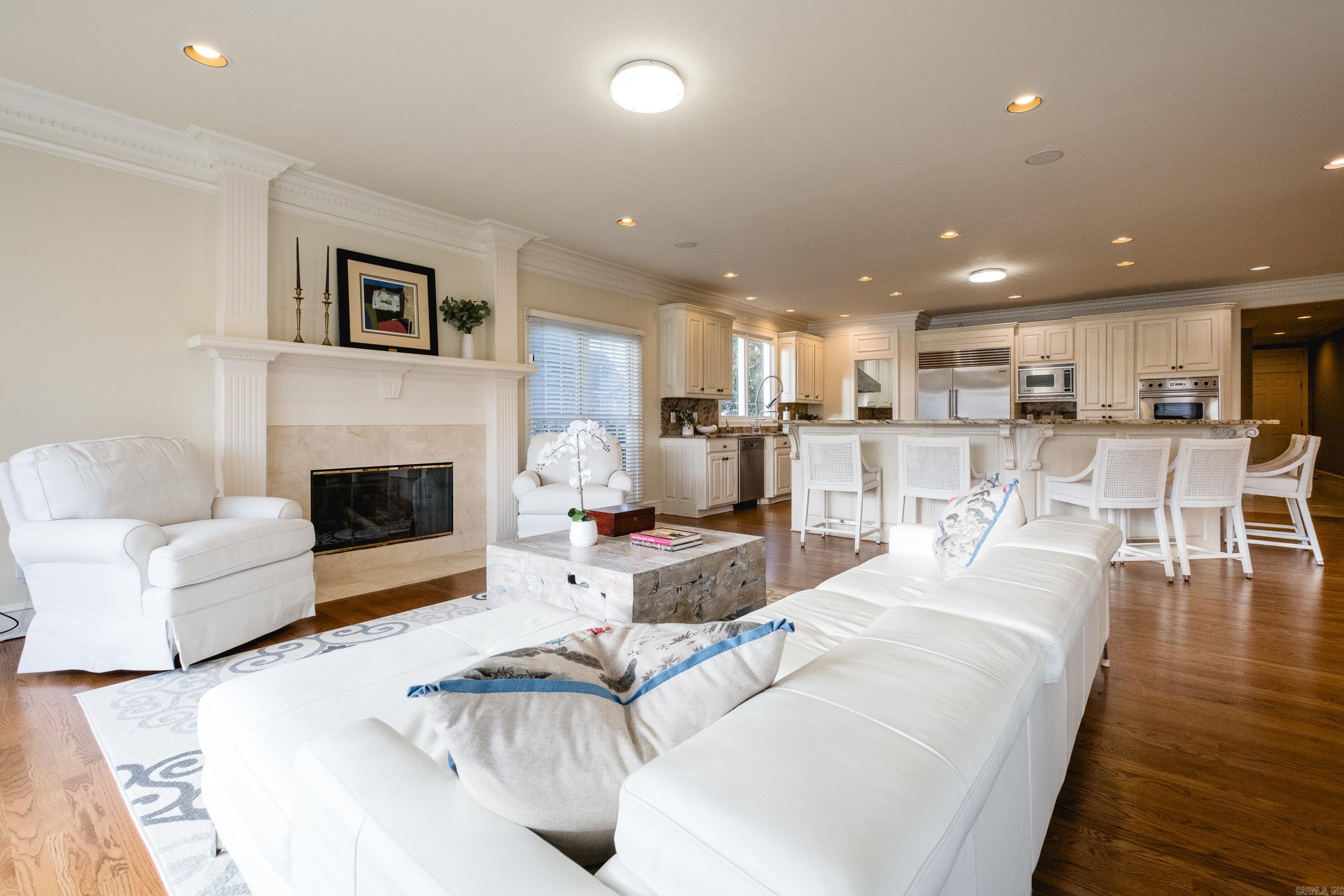 CHENAL VALLEY CHENAL CIRCLE - Residential