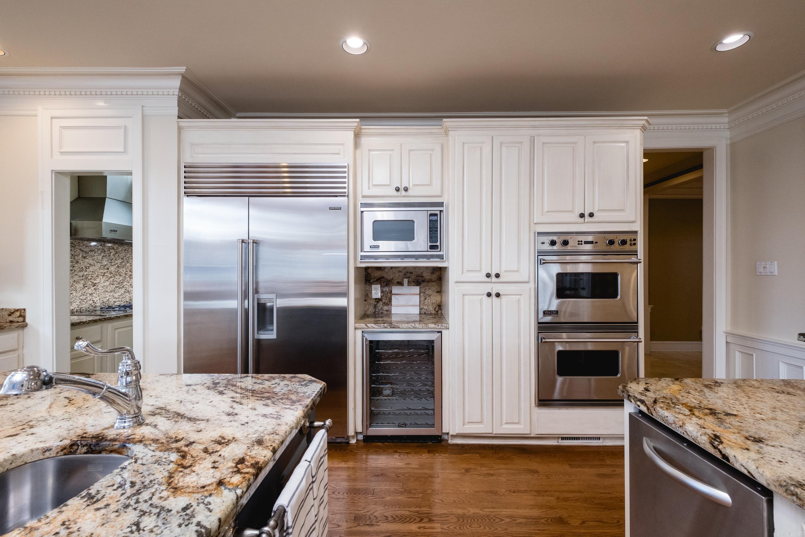 CHENAL VALLEY CHENAL CIRCLE - Residential