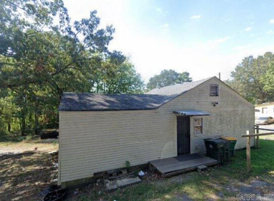Great investment opportunity or starter home in the heart of Little Rock! This 2-bedroom, 1-bath property offers steady rental income with a tenant currently in place tenant is willing to move, giving buyers flexibility to keep it as a cash-flowing rental or renovate for resale/owner occupancy. Home features a functional layout, low-maintenance exterior, and convenient access to UALR, shopping, and major city routes. Property sold as-is, no repairs by seller.