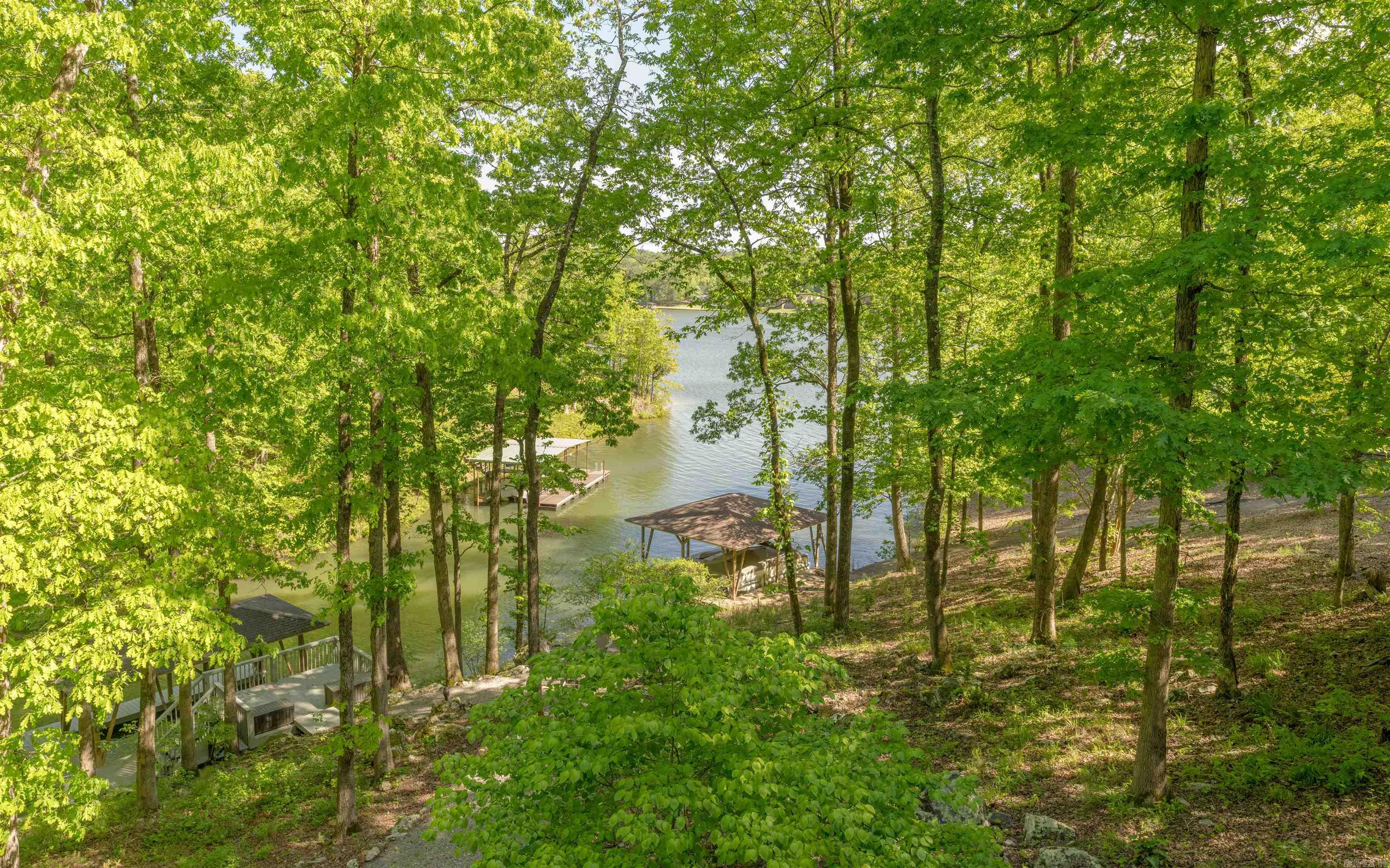 BAJADA - Residential