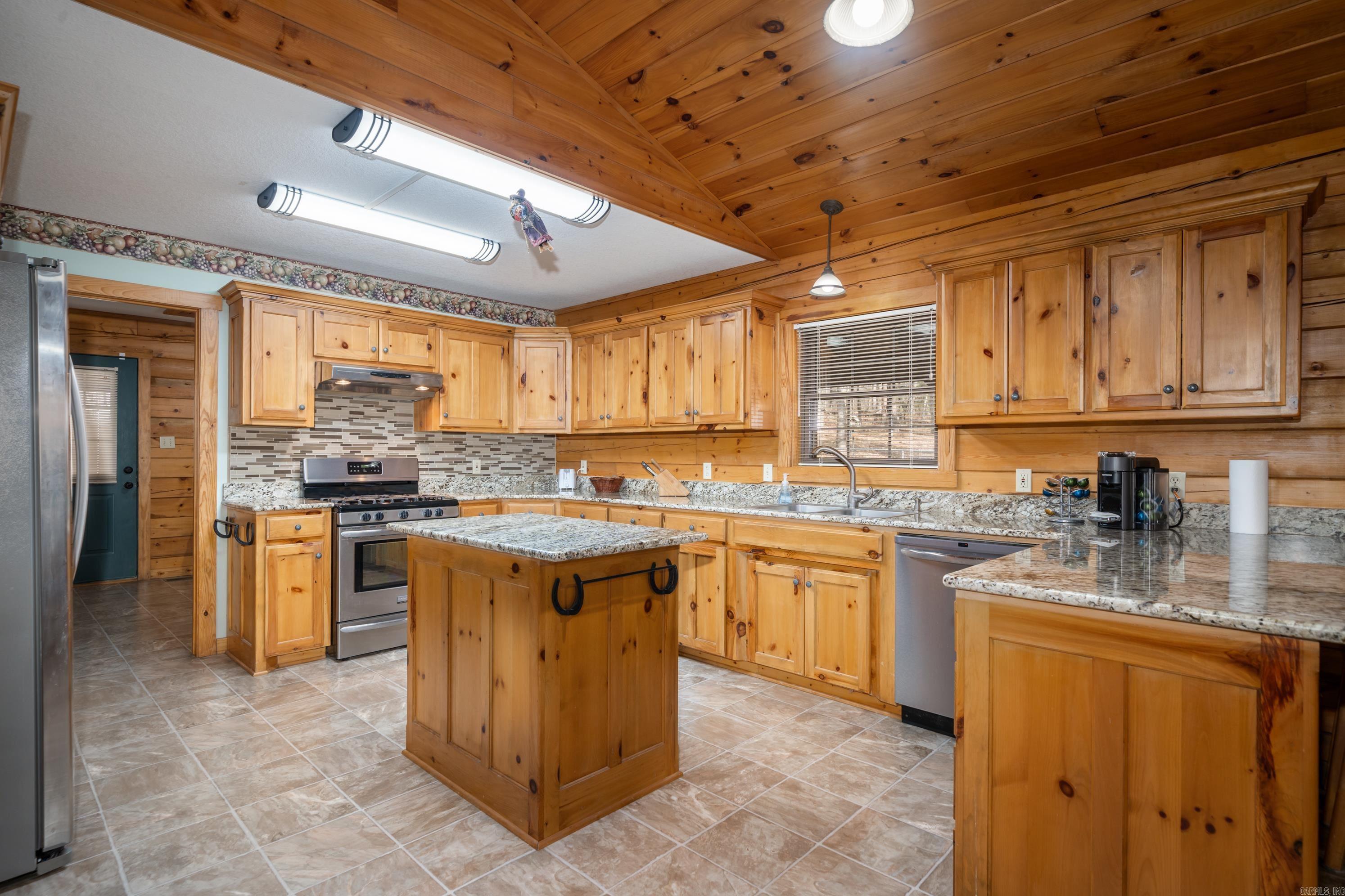 DOGWOOD SPRINGS - Residential