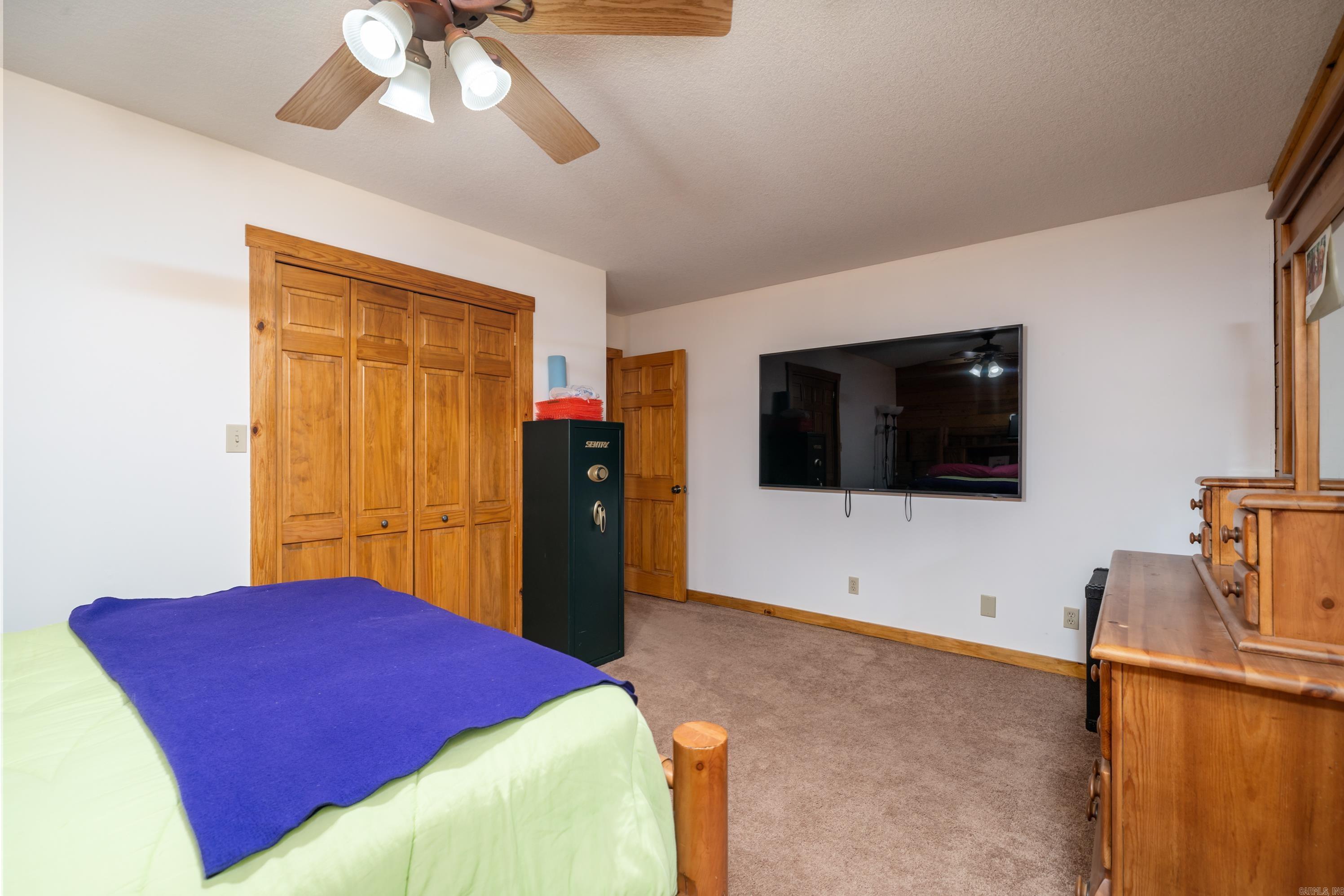 DOGWOOD SPRINGS - Residential