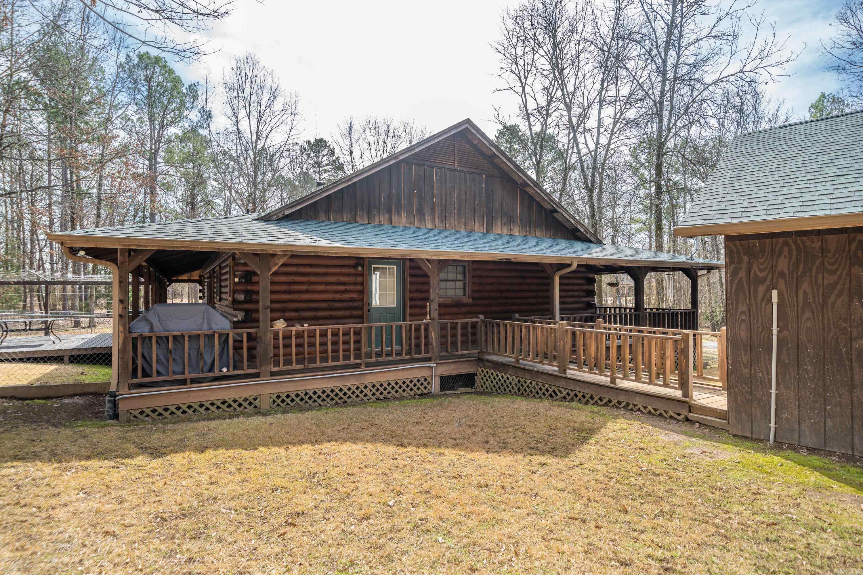 DOGWOOD SPRINGS - Residential