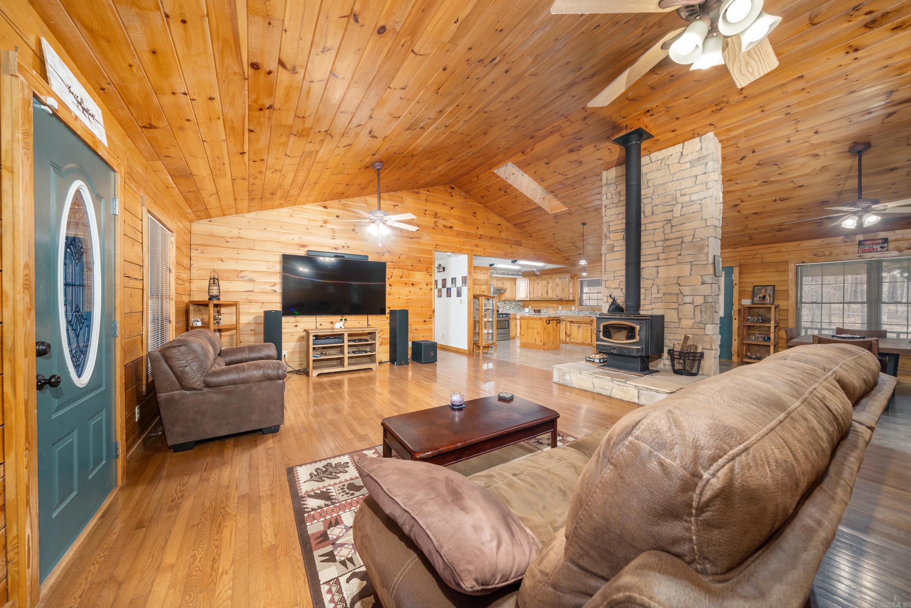 DOGWOOD SPRINGS - Residential