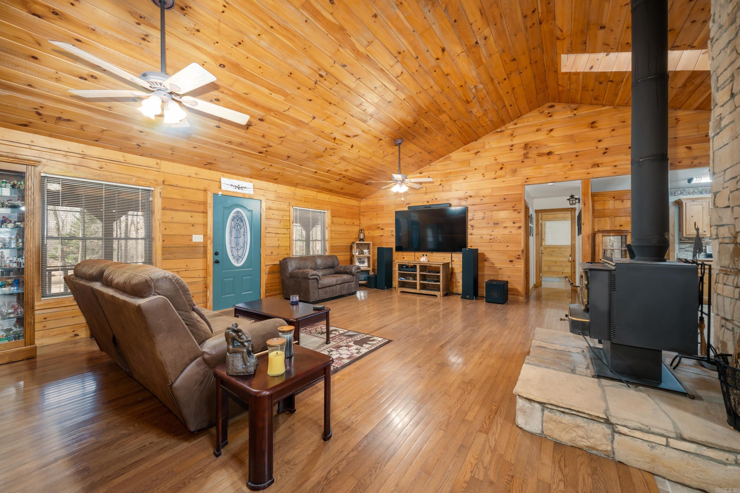 DOGWOOD SPRINGS - Residential