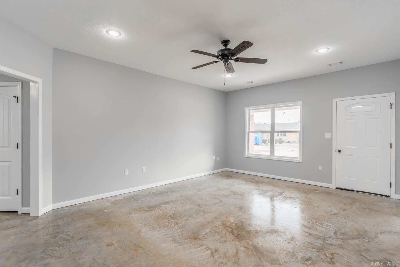 MCKENZIE & WHITT - Residential