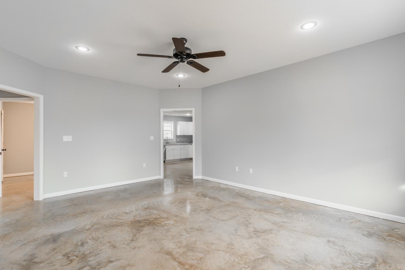 MCKENZIE & WHITT - Residential