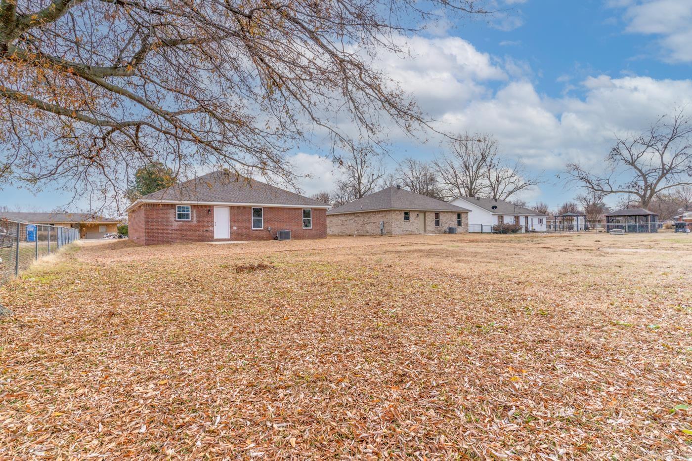 MCKENZIE & WHITT - Residential