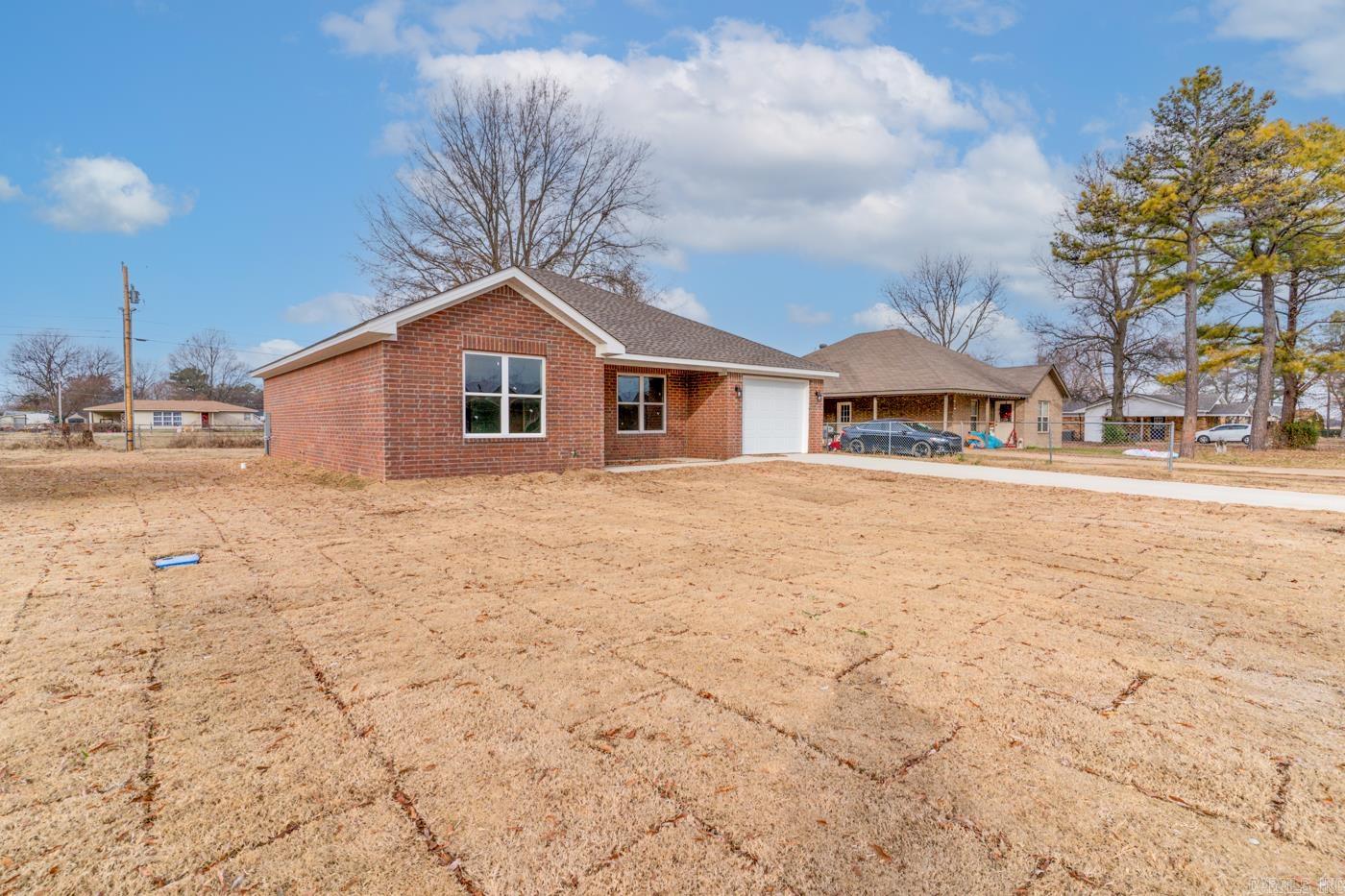 MCKENZIE & WHITT - Residential