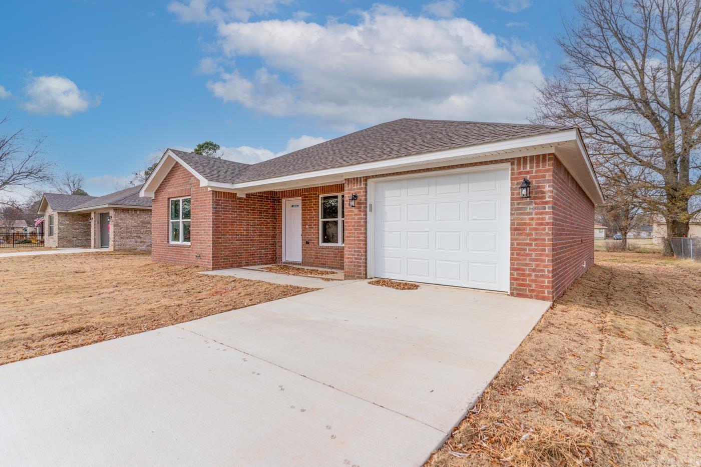 MCKENZIE & WHITT - Residential