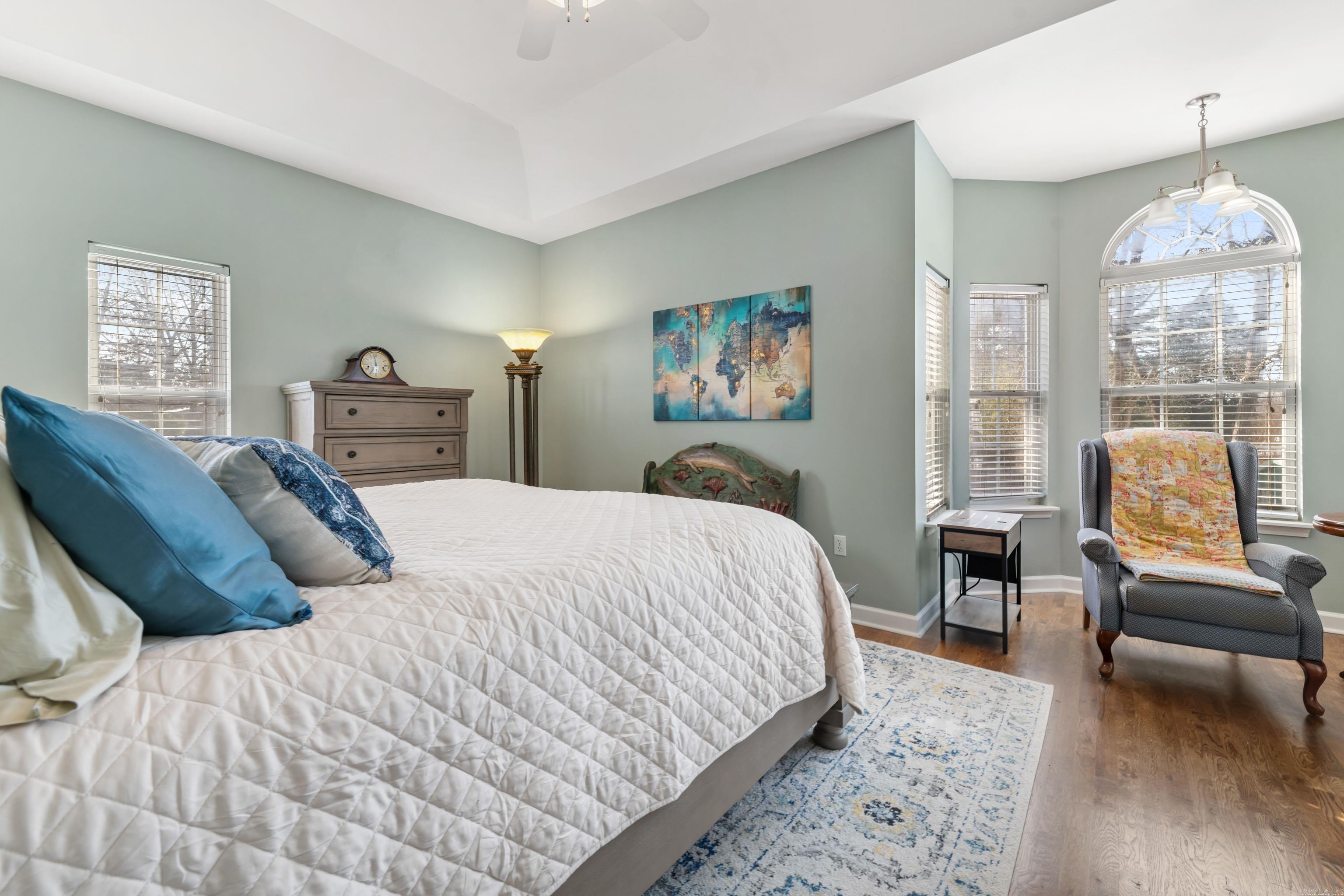 WOODLAND BLUFF - Residential