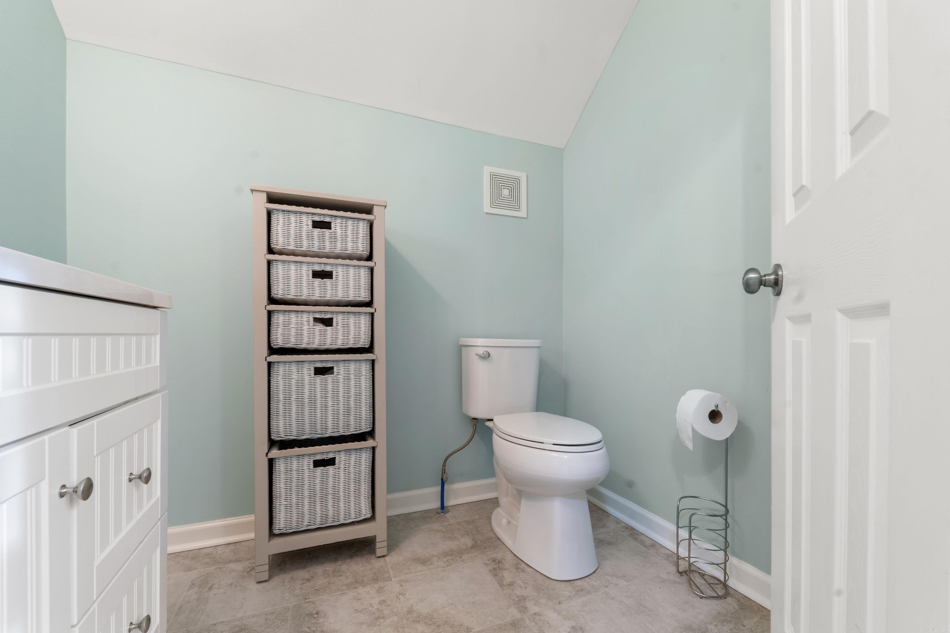 WOODLAND BLUFF - Residential