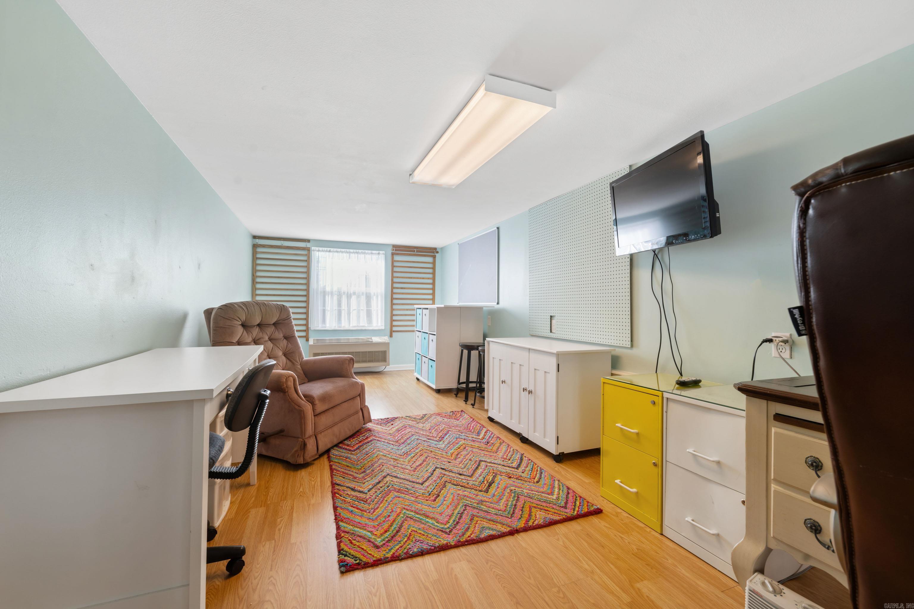 WOODLAND BLUFF - Residential