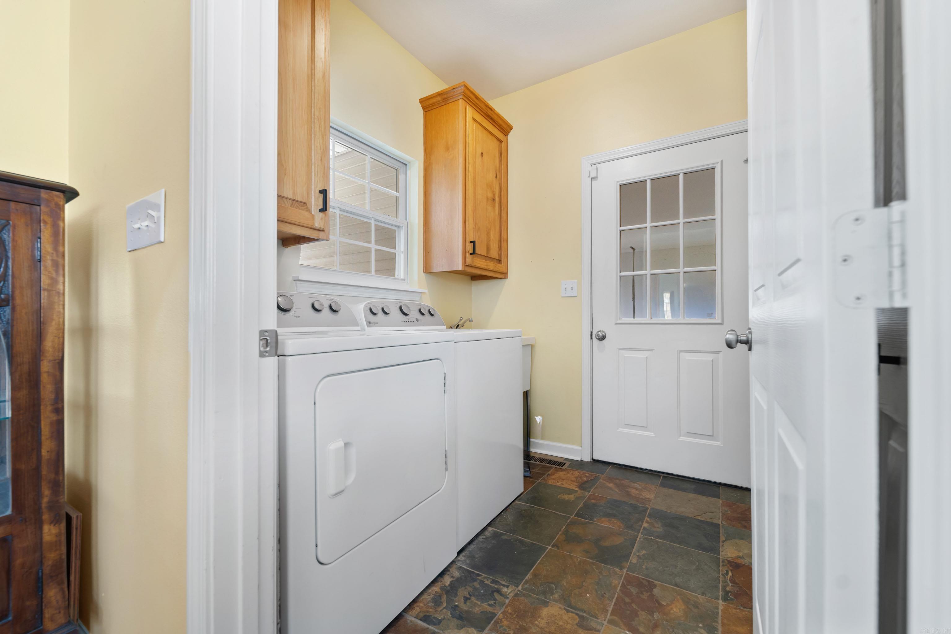 WOODLAND BLUFF - Residential