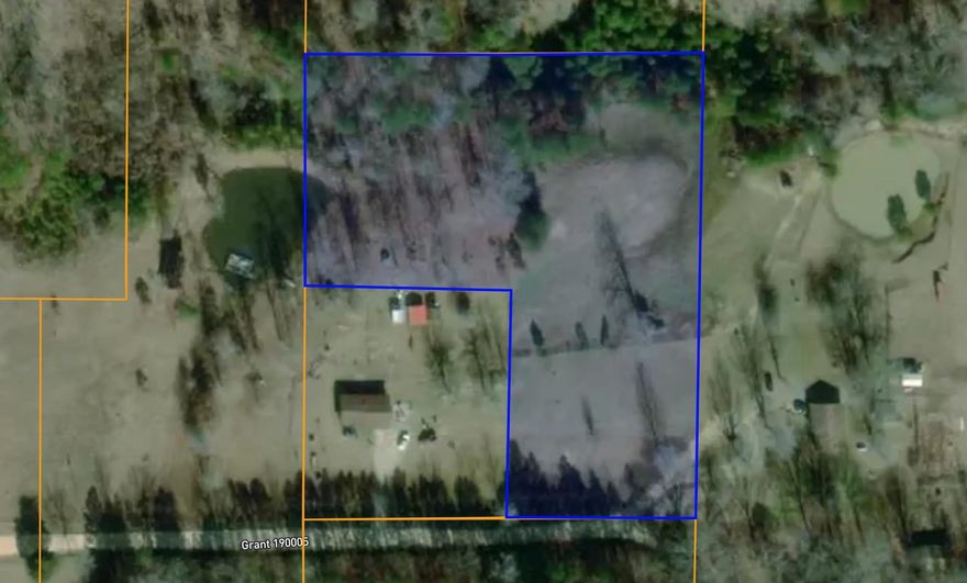 5 Beautiful acres! Call today to schedule a showing.