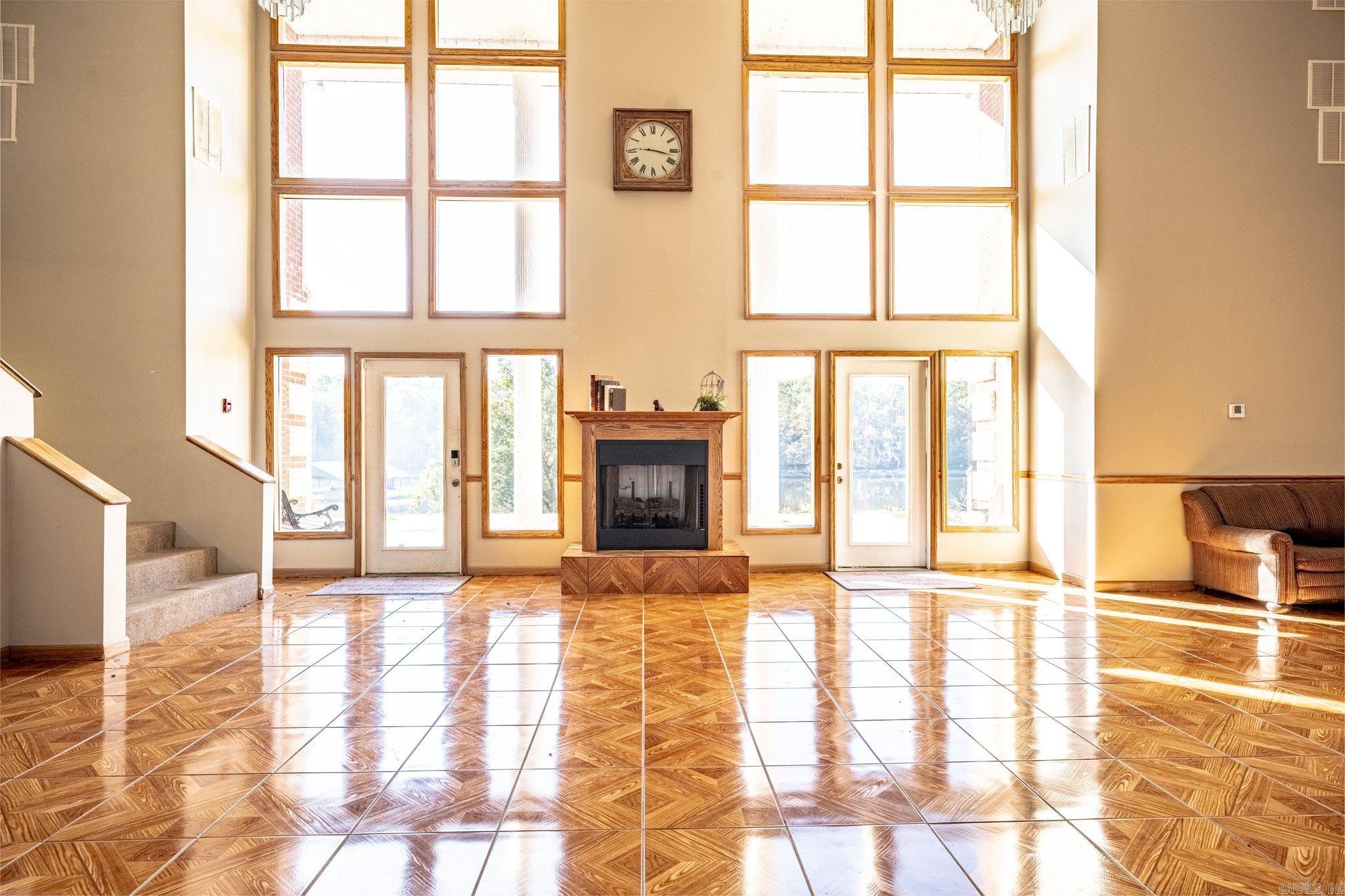 Metes & Bounds - Commercial Sale