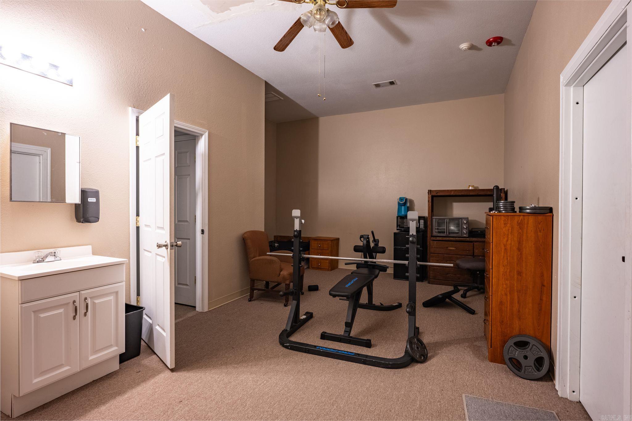 Metes & Bounds - Commercial Sale