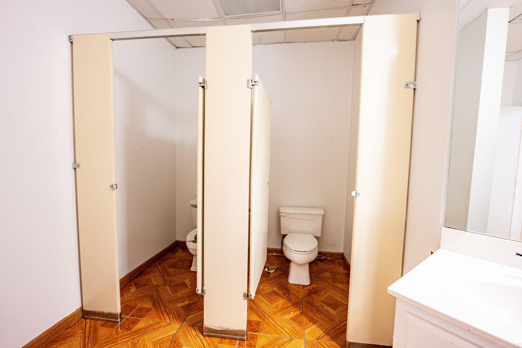 Metes & Bounds - Commercial Sale