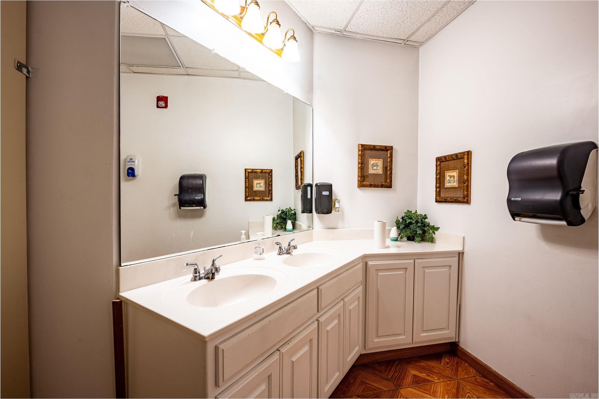 Metes & Bounds - Commercial Sale