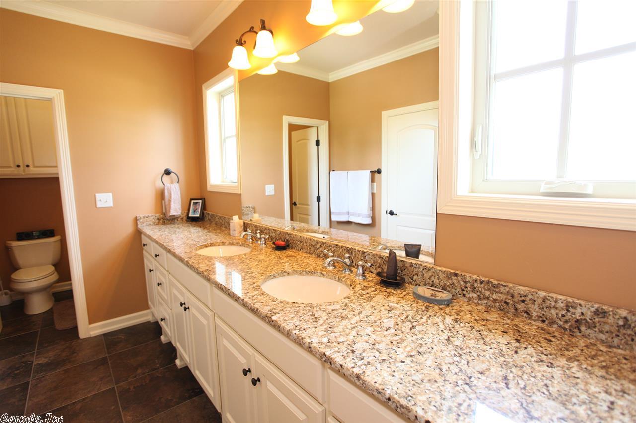 AUSTIN LAKES ON THE BAY ADDN - Residential