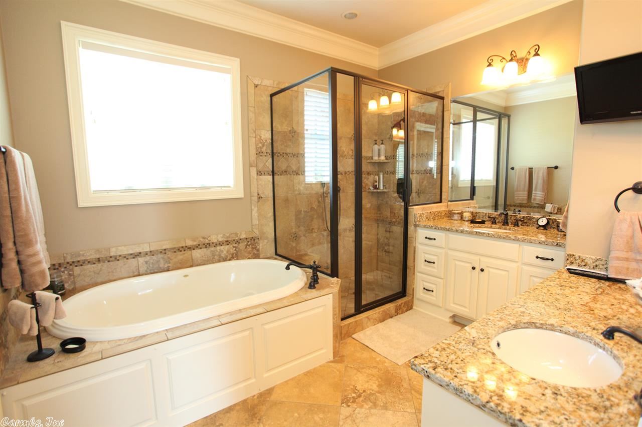 AUSTIN LAKES ON THE BAY ADDN - Residential