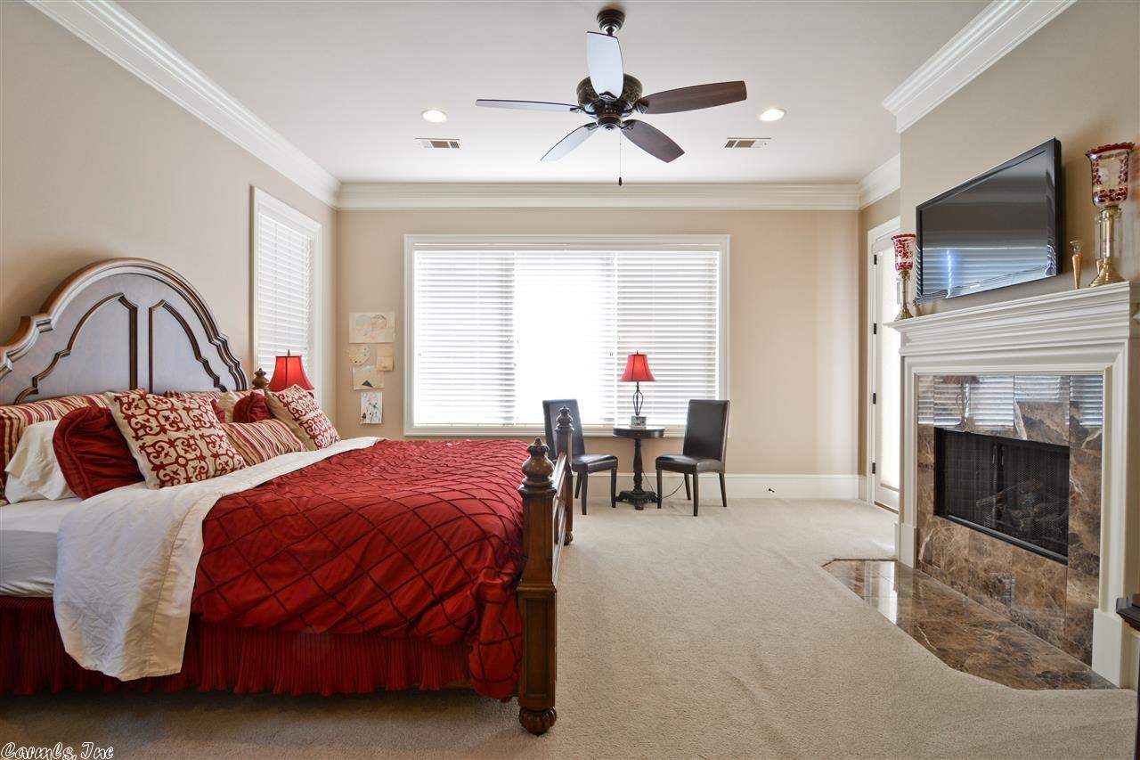 AUSTIN LAKES ON THE BAY ADDN - Residential
