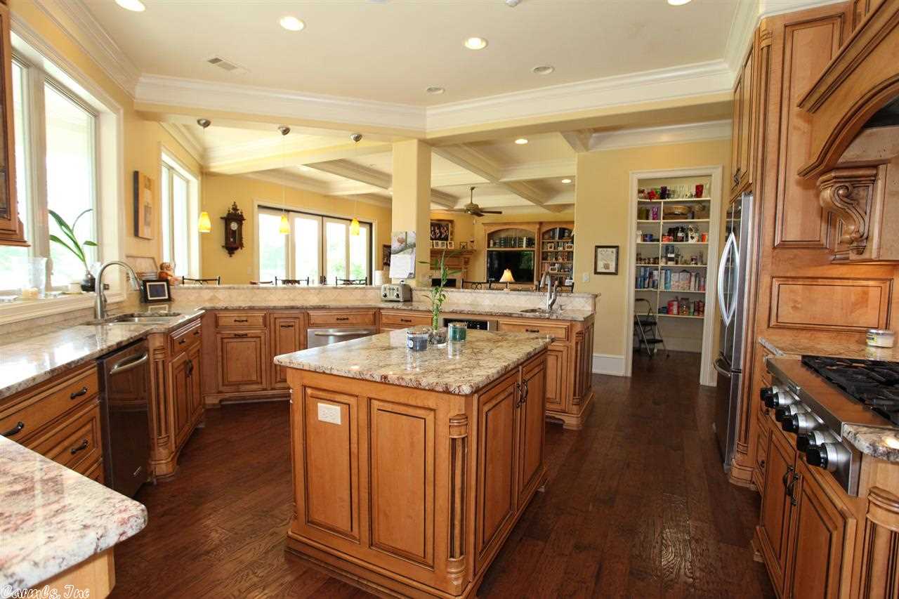 AUSTIN LAKES ON THE BAY ADDN - Residential