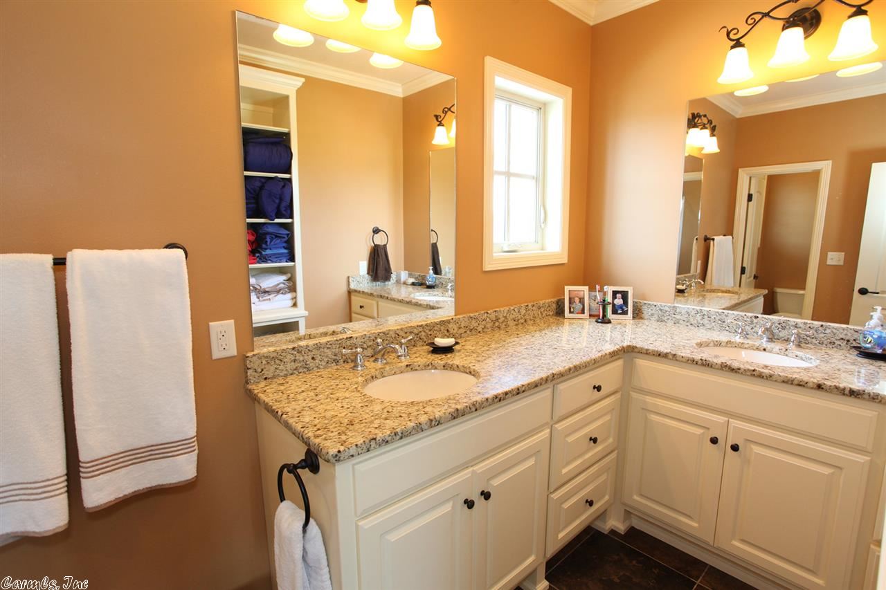 AUSTIN LAKES ON THE BAY ADDN - Residential