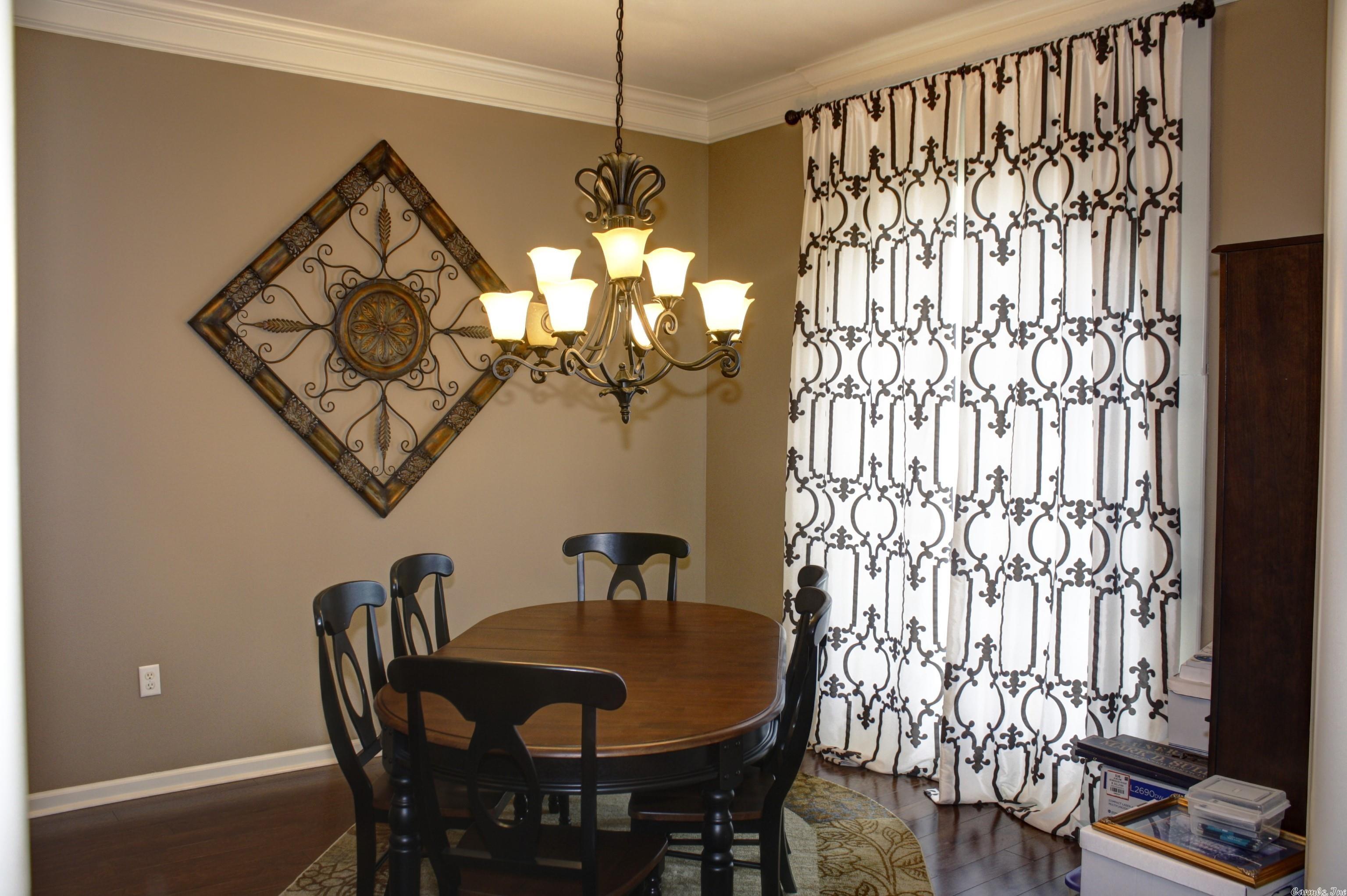 SKYLINE MEADOWS - Residential