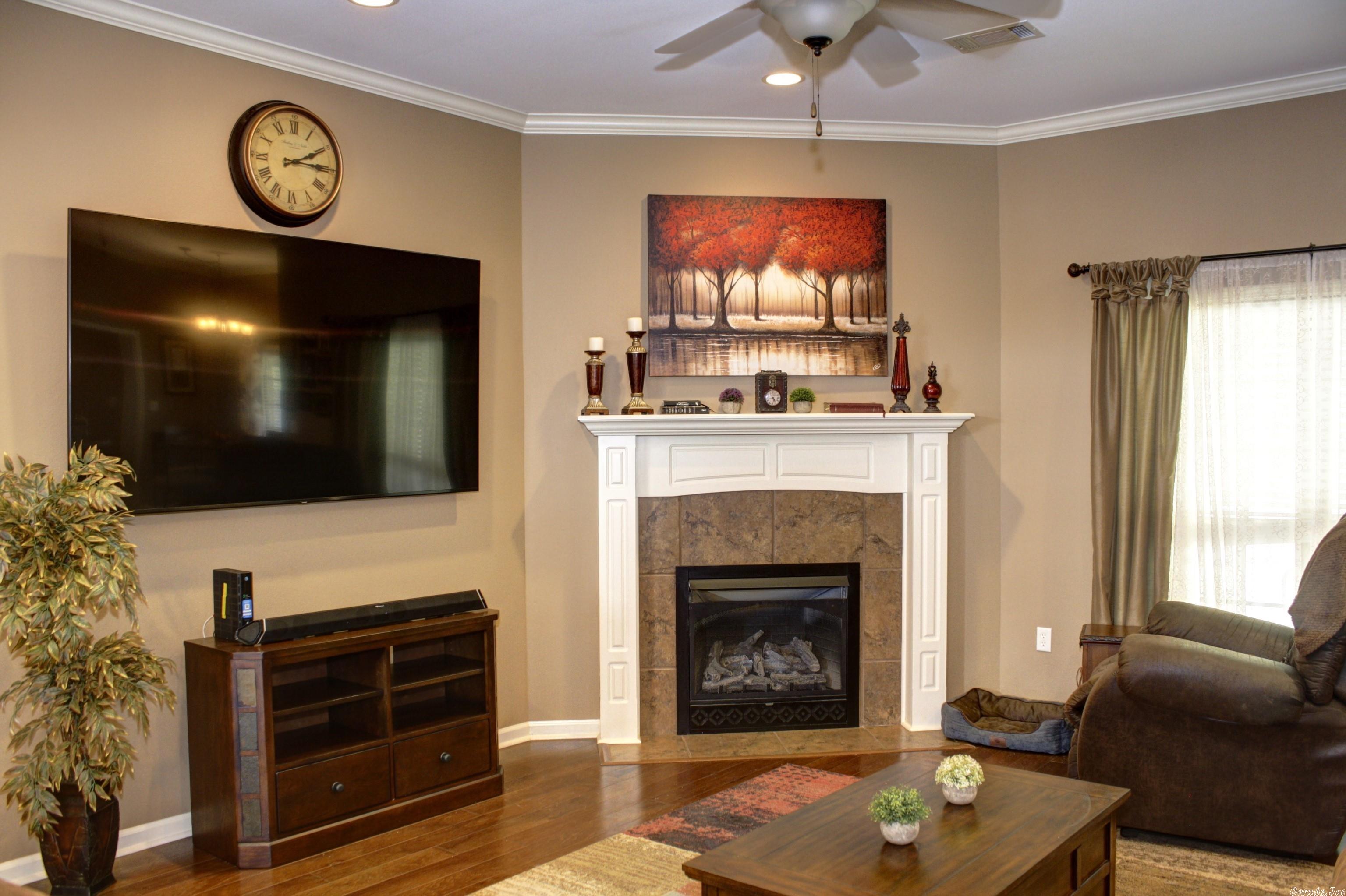 SKYLINE MEADOWS - Residential