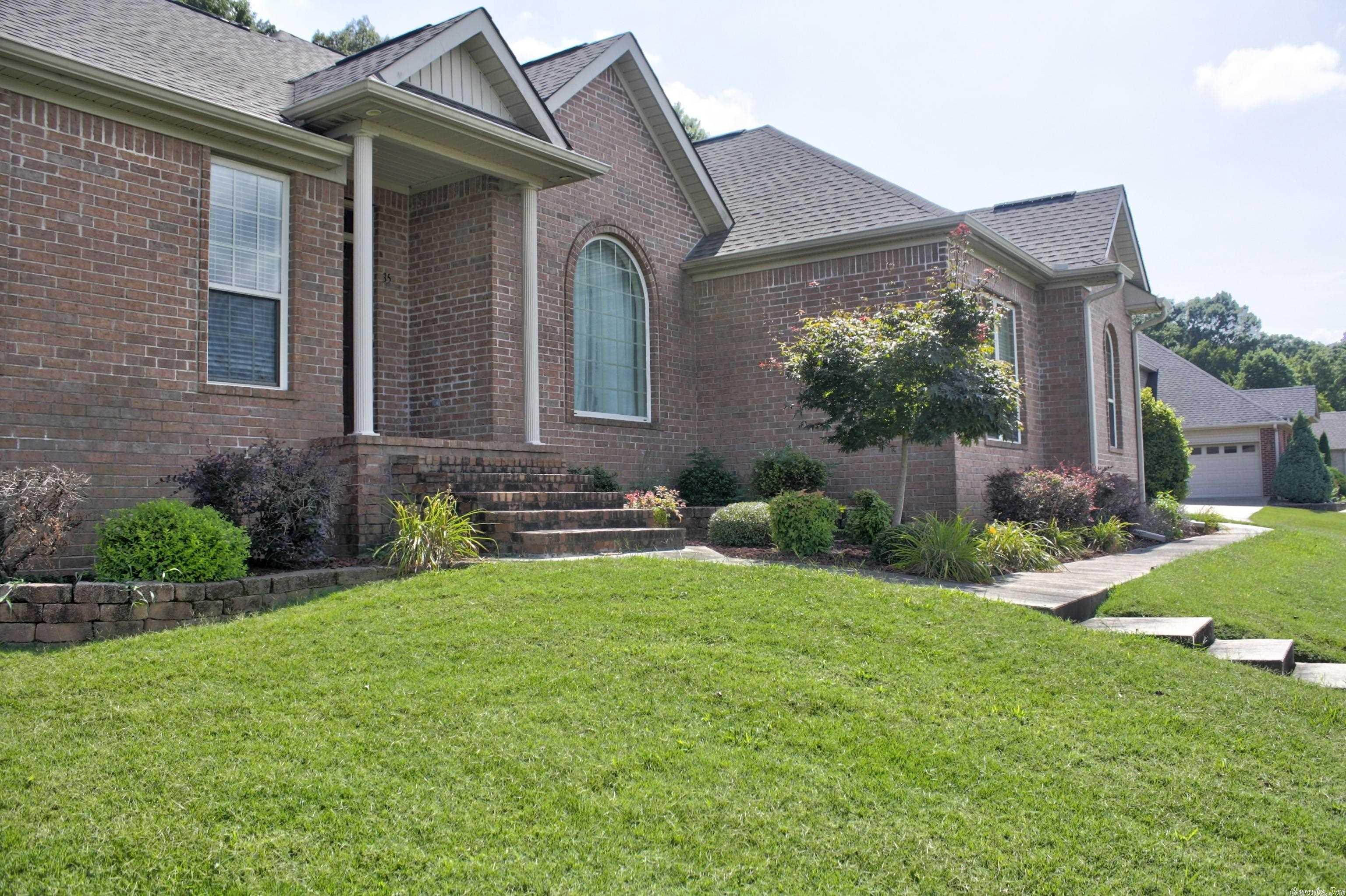 SKYLINE MEADOWS - Residential