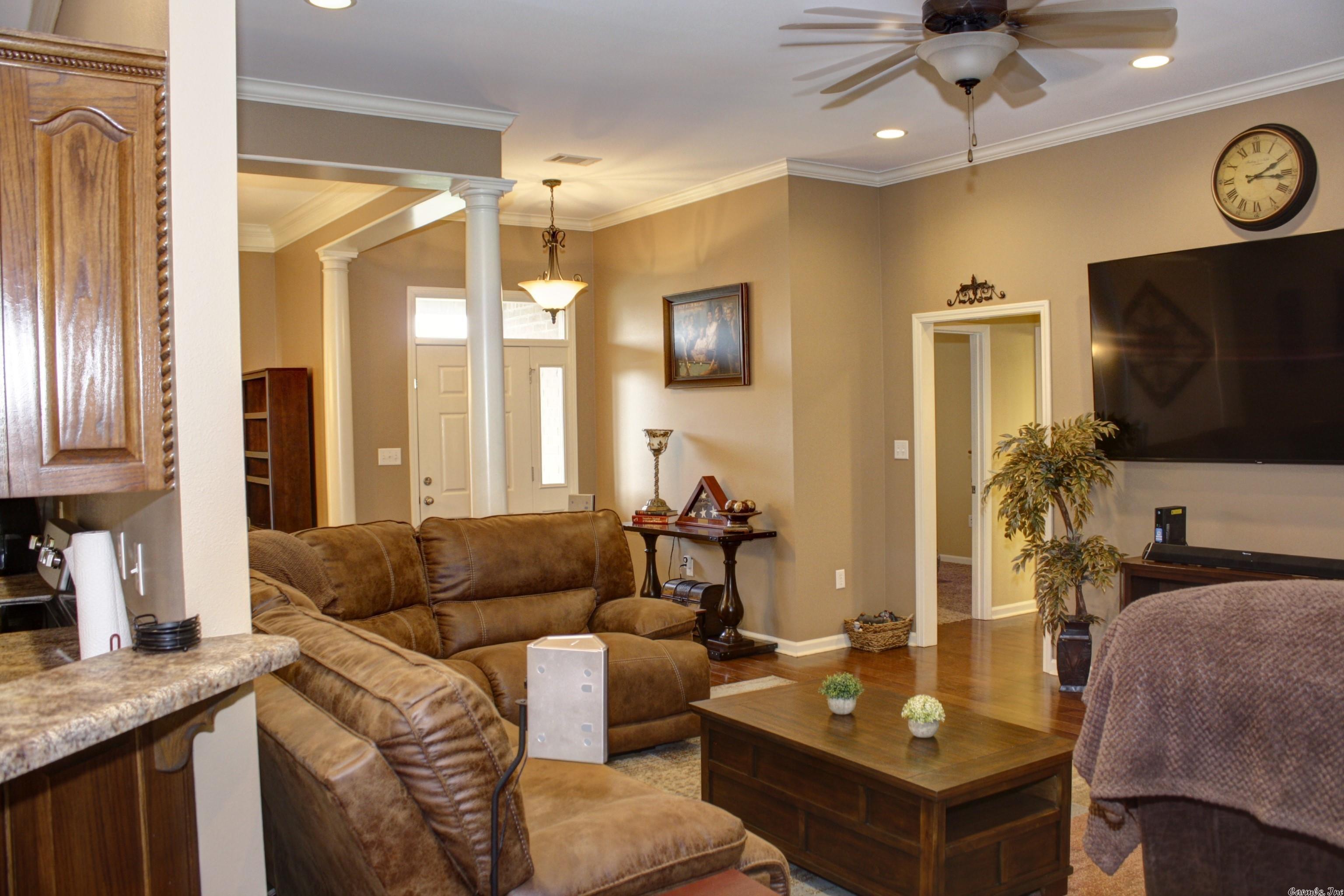 SKYLINE MEADOWS - Residential