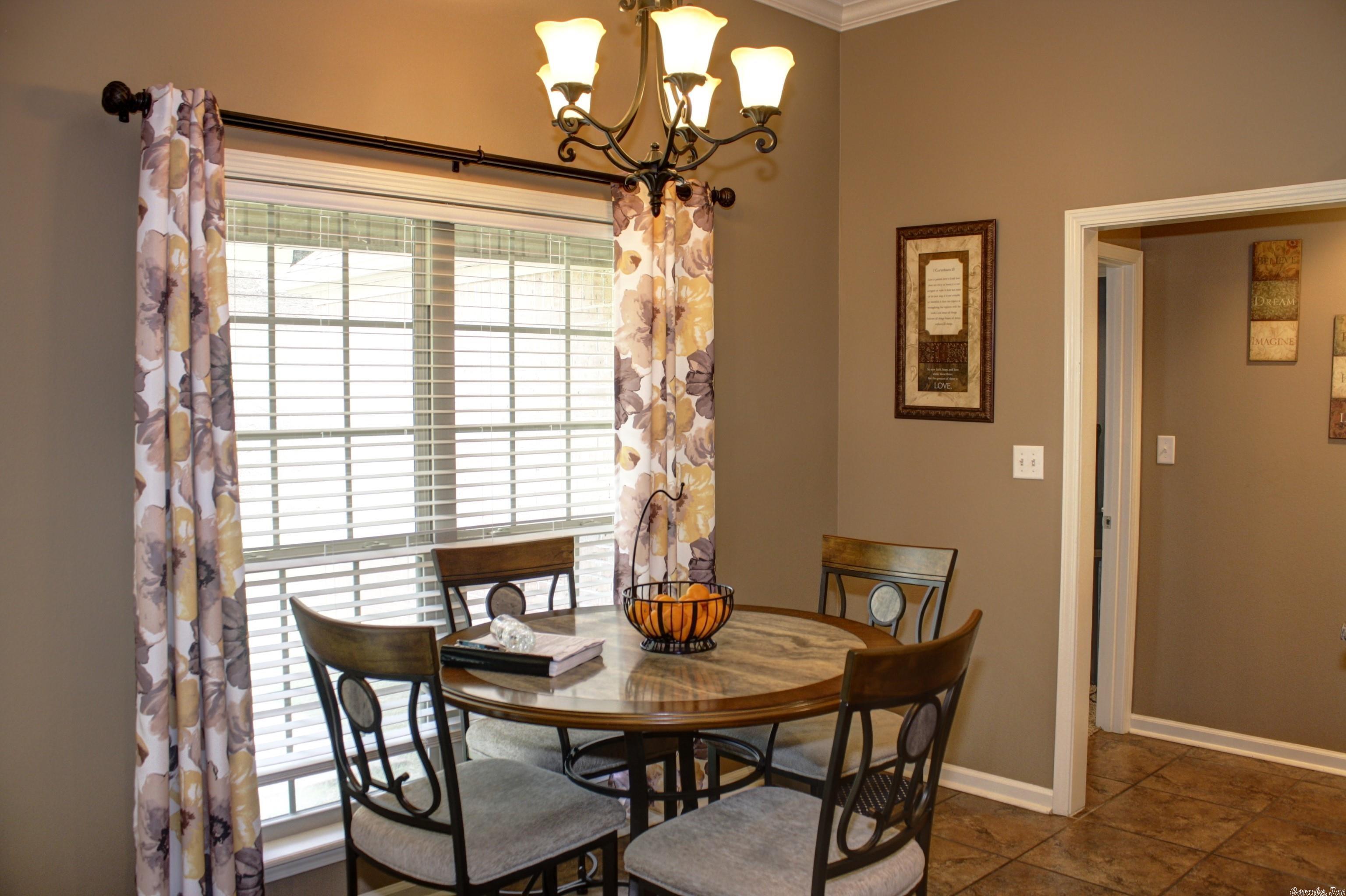 SKYLINE MEADOWS - Residential