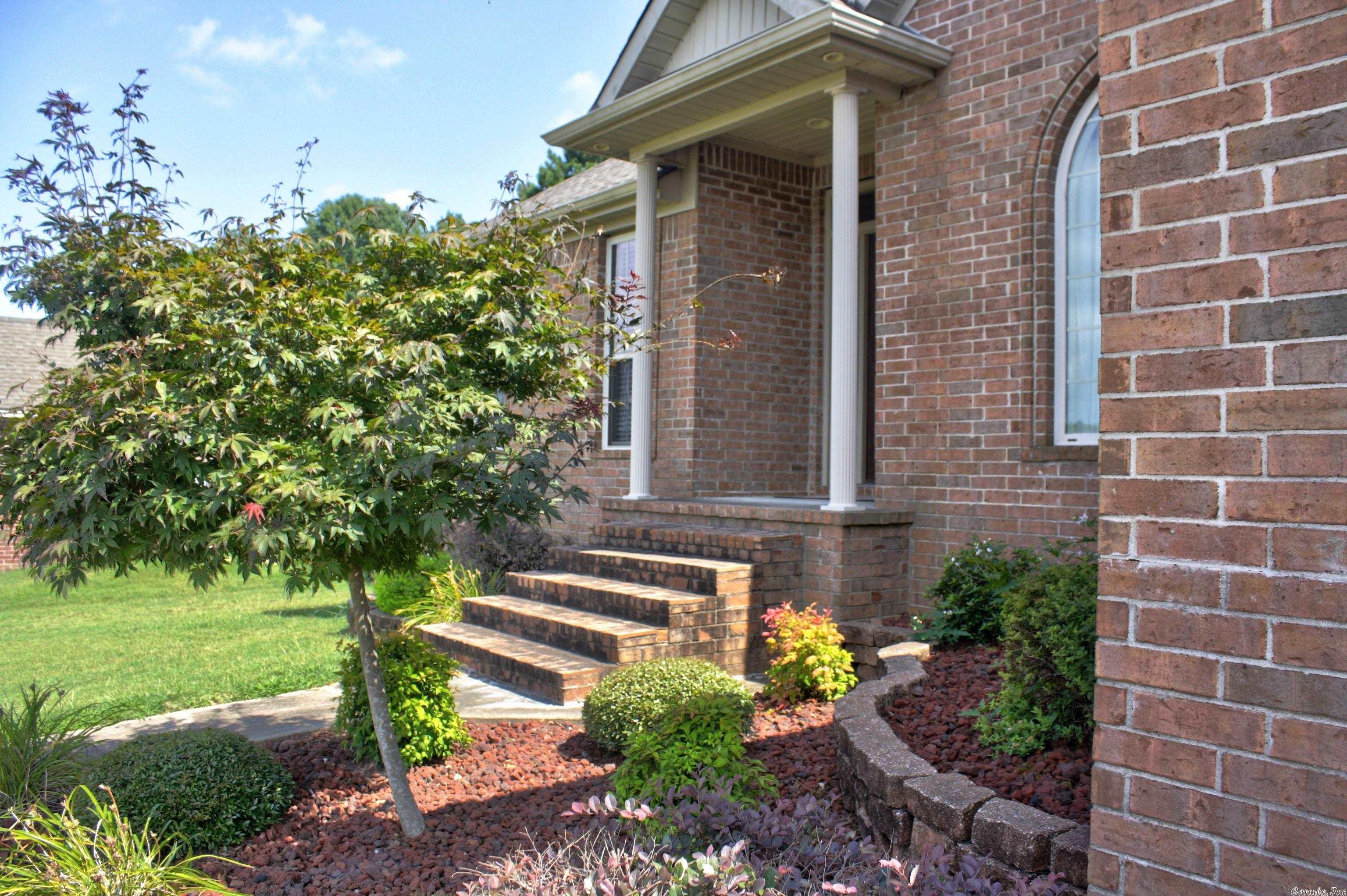 SKYLINE MEADOWS - Residential