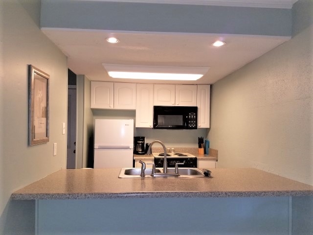 Chelsea Glade Condo - Residential Lease