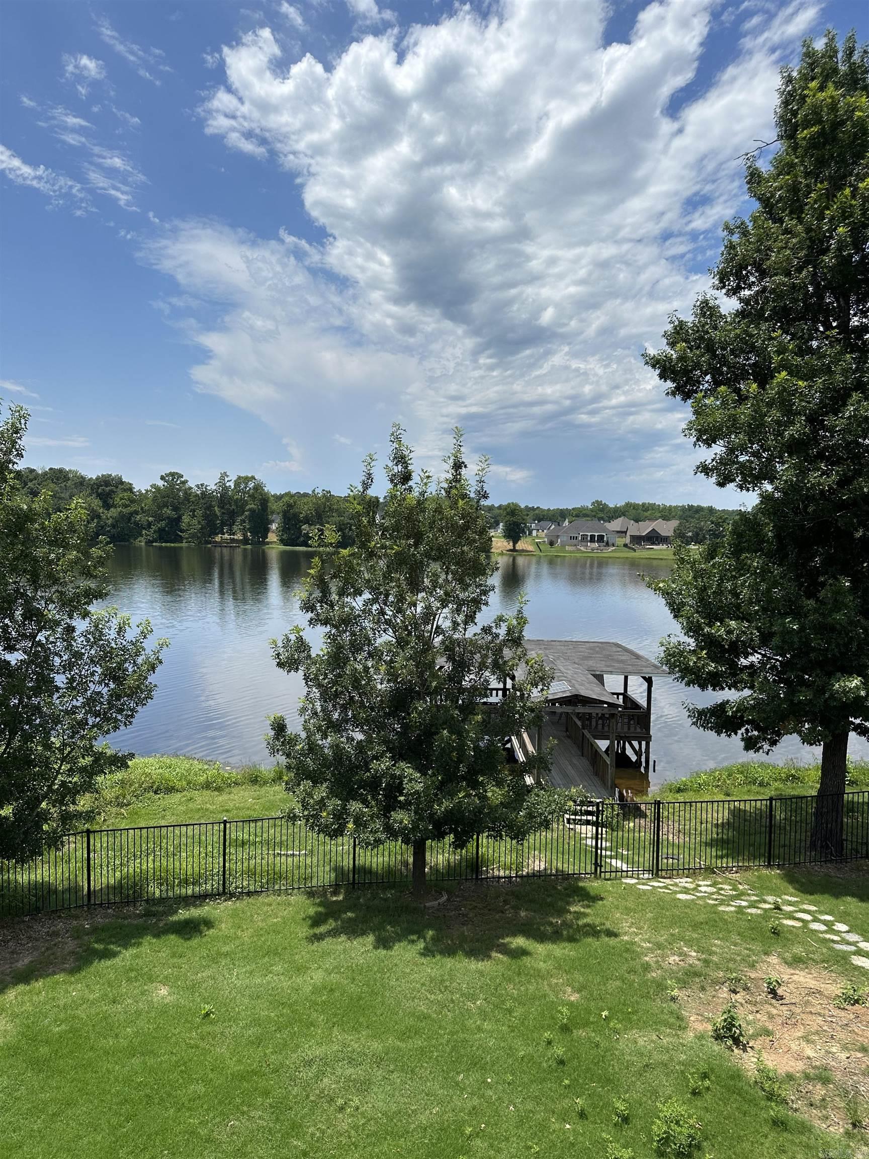 Hurricane Lake Villa Estates - Residential Lease