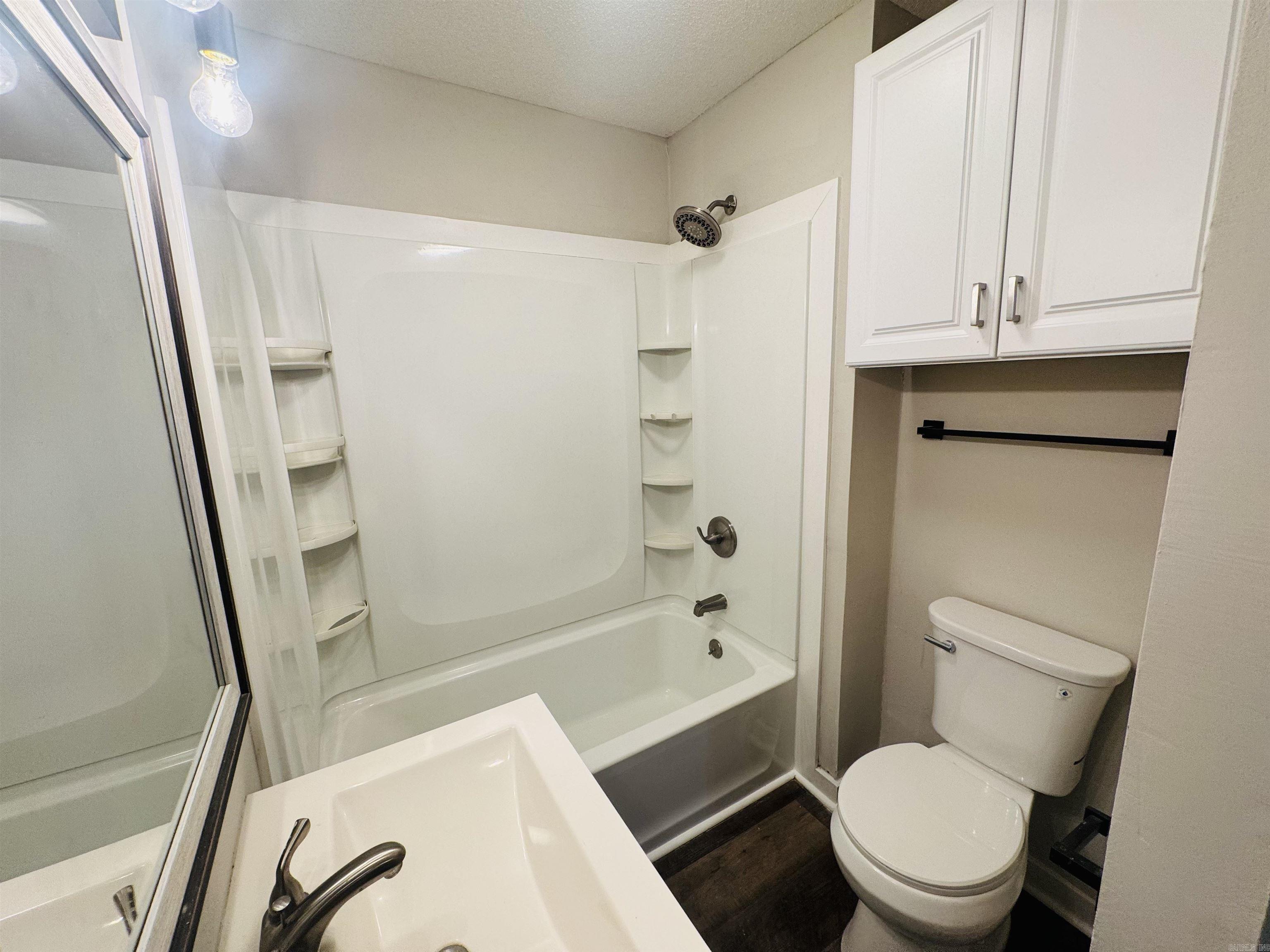 Cabot - Residential Lease