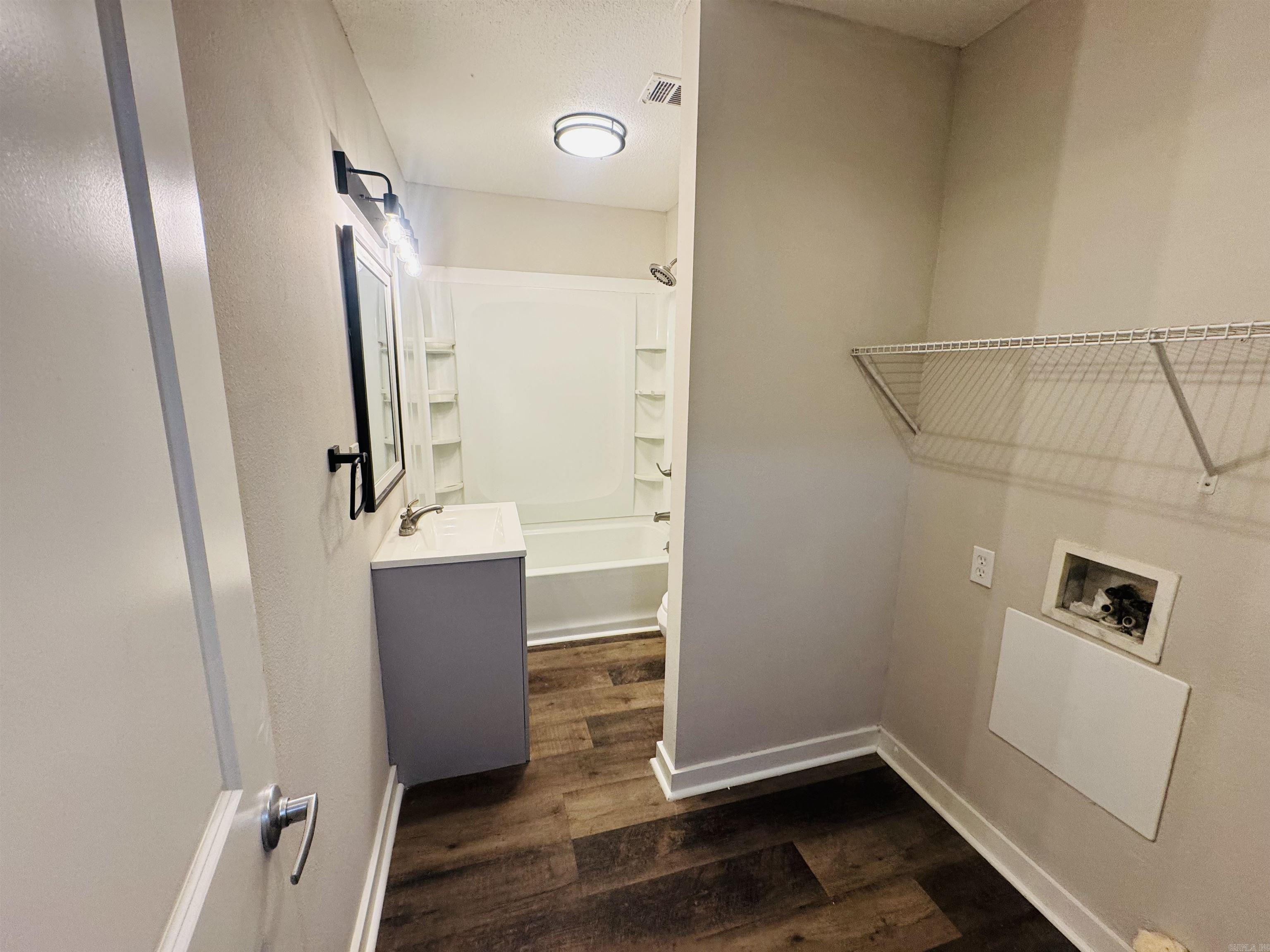 Cabot - Residential Lease