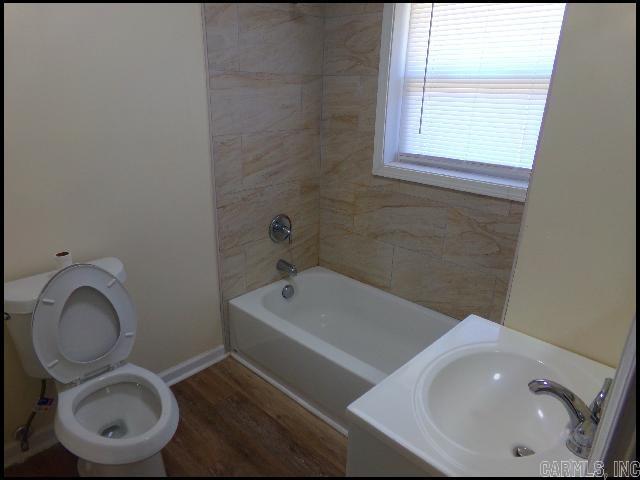 Atkins J L Riverside - Residential Lease