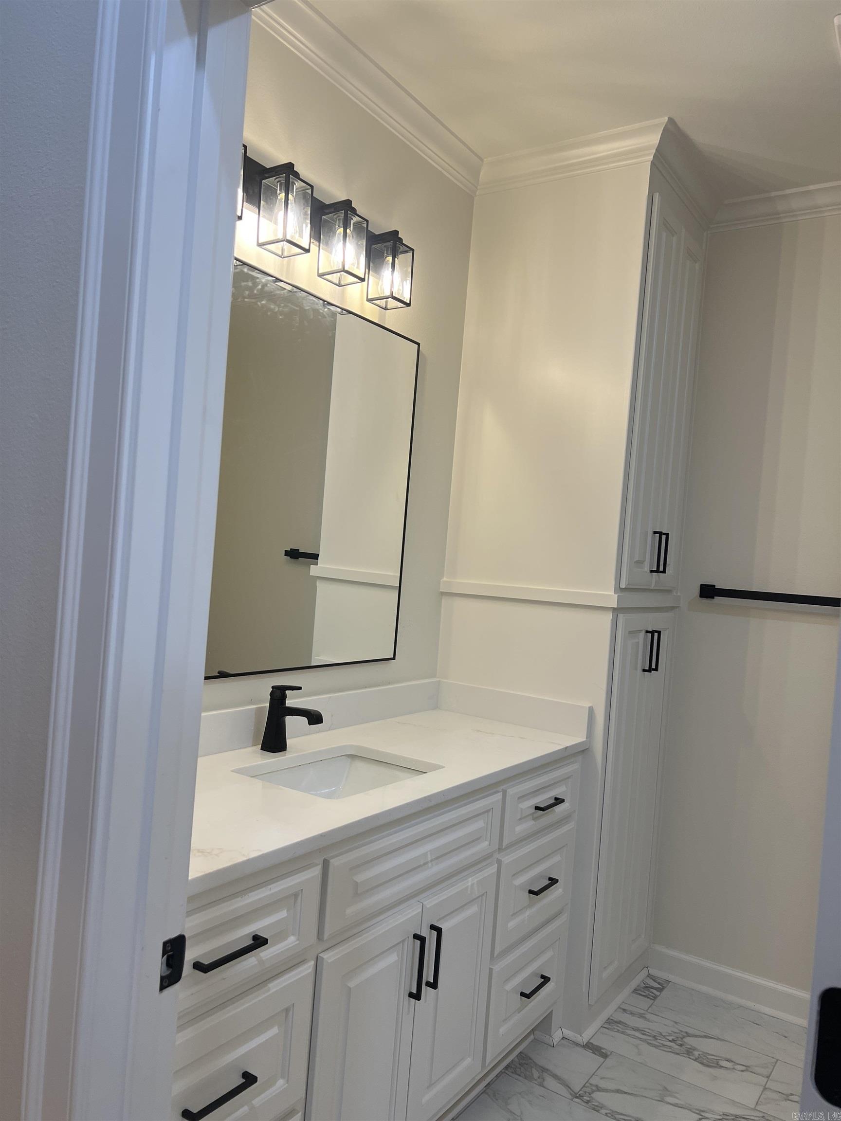 THE GROVE - Residential